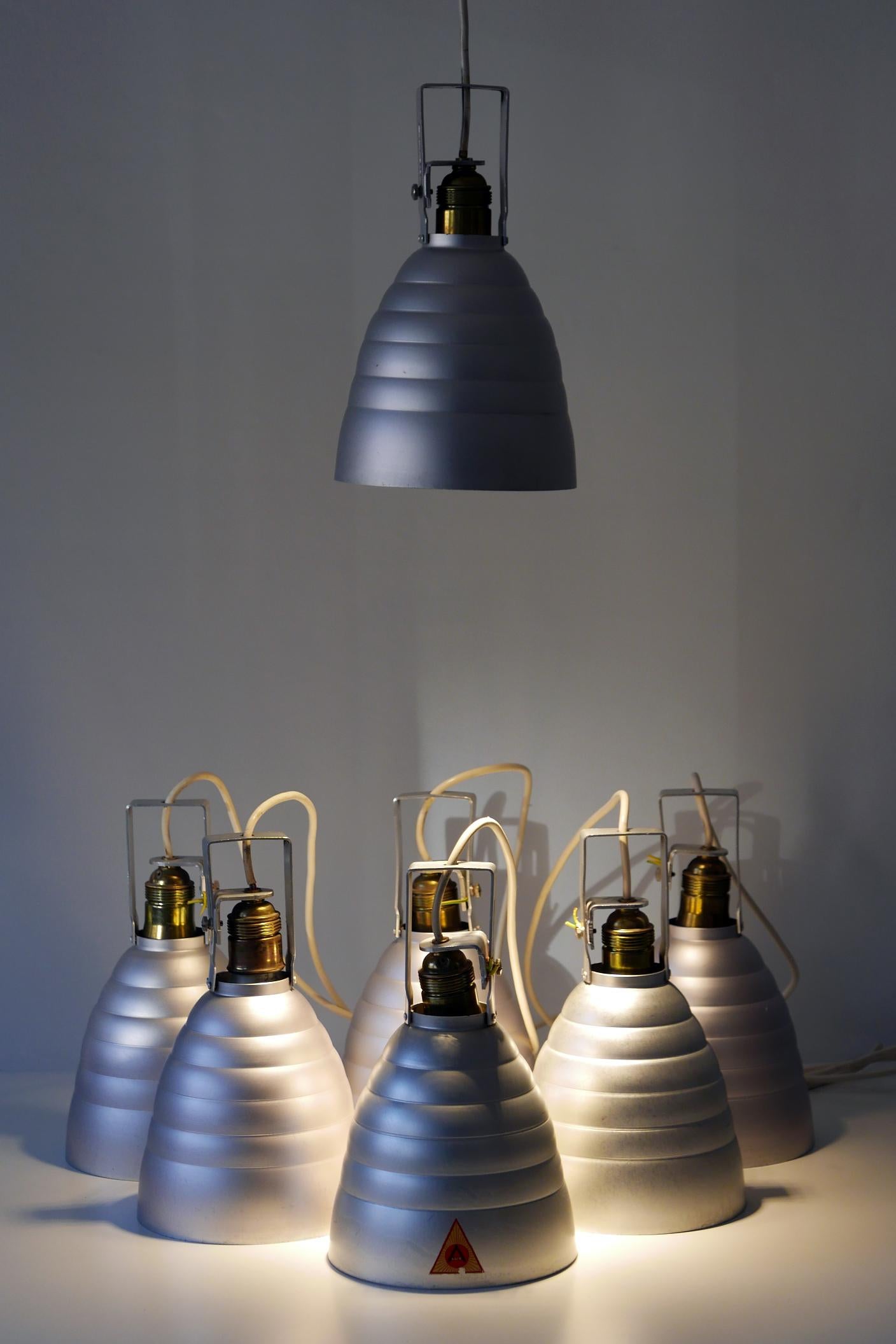 Tedesco Lampade da soffitto o lampade a sospensione opache della modernità di metà secolo, anni '50, Germania in vendita