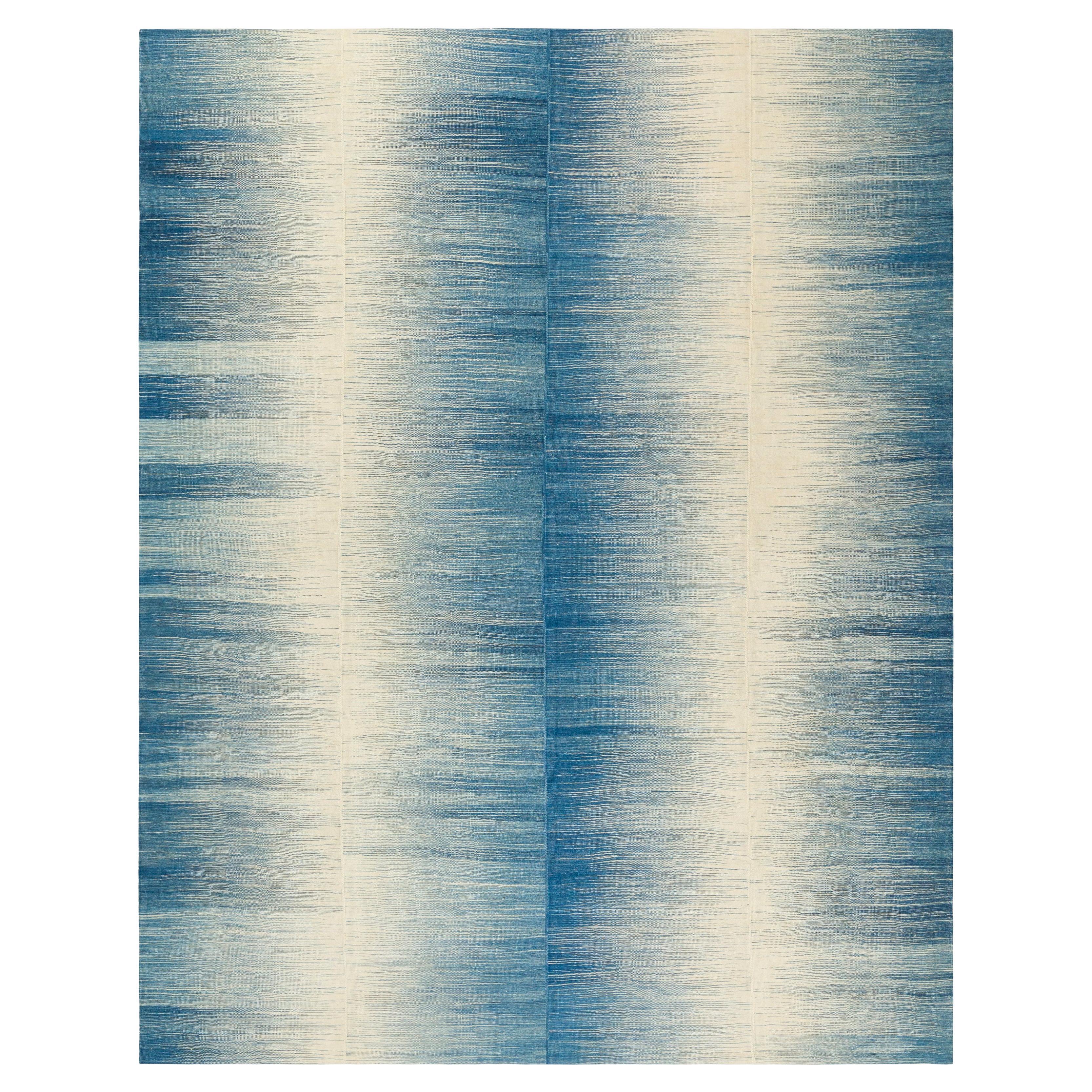 Mid-Century Modern Maznadran Flatweave Rug For Sale