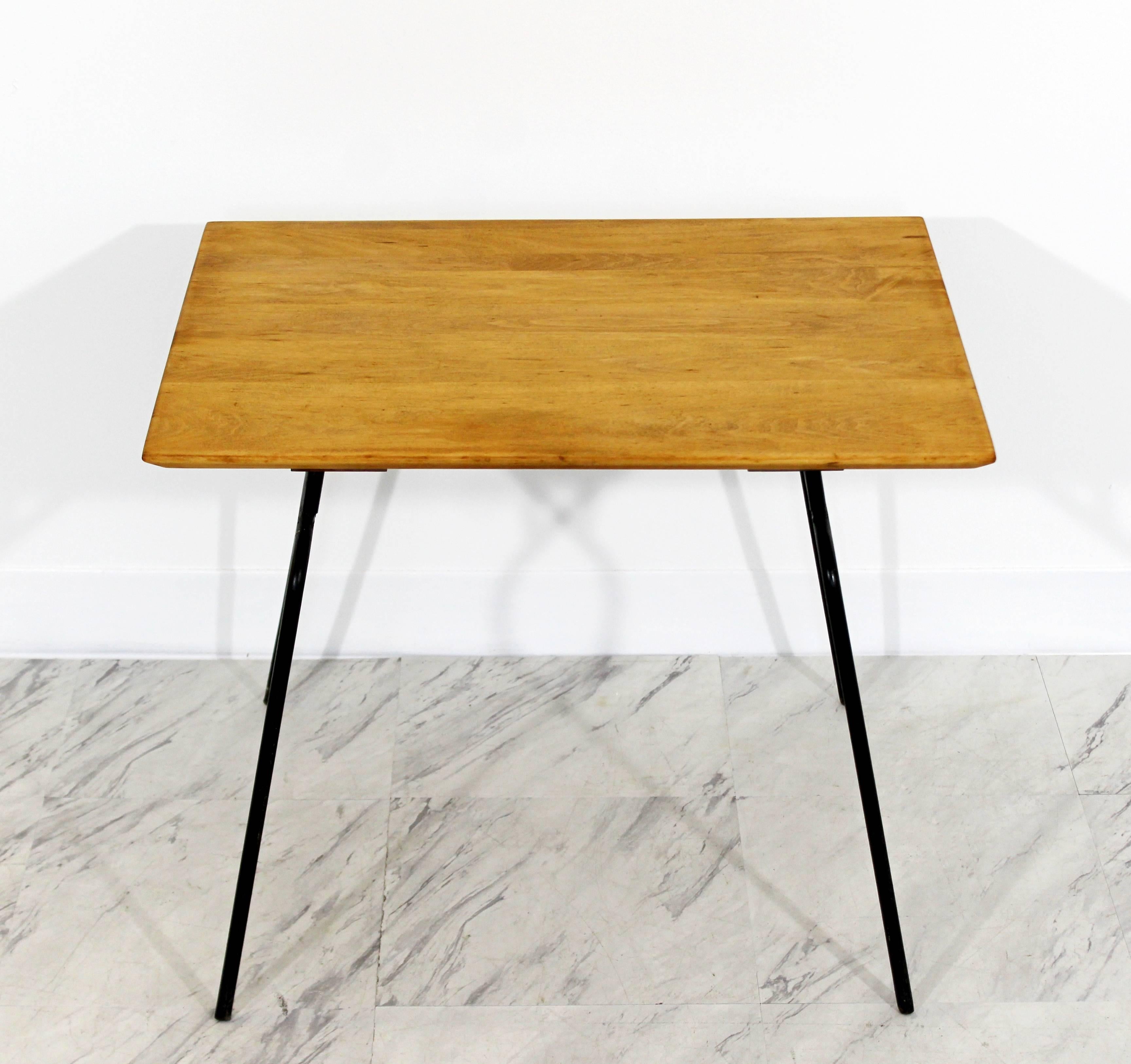 American Mid-Century Modern McCobb Planner Group Winchendon Maple & Iron End Table, 1950s
