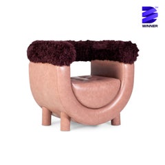 Sillón moderno de mediados de siglo Mel, cuero, piel sintética, hecho a mano por Greenapple