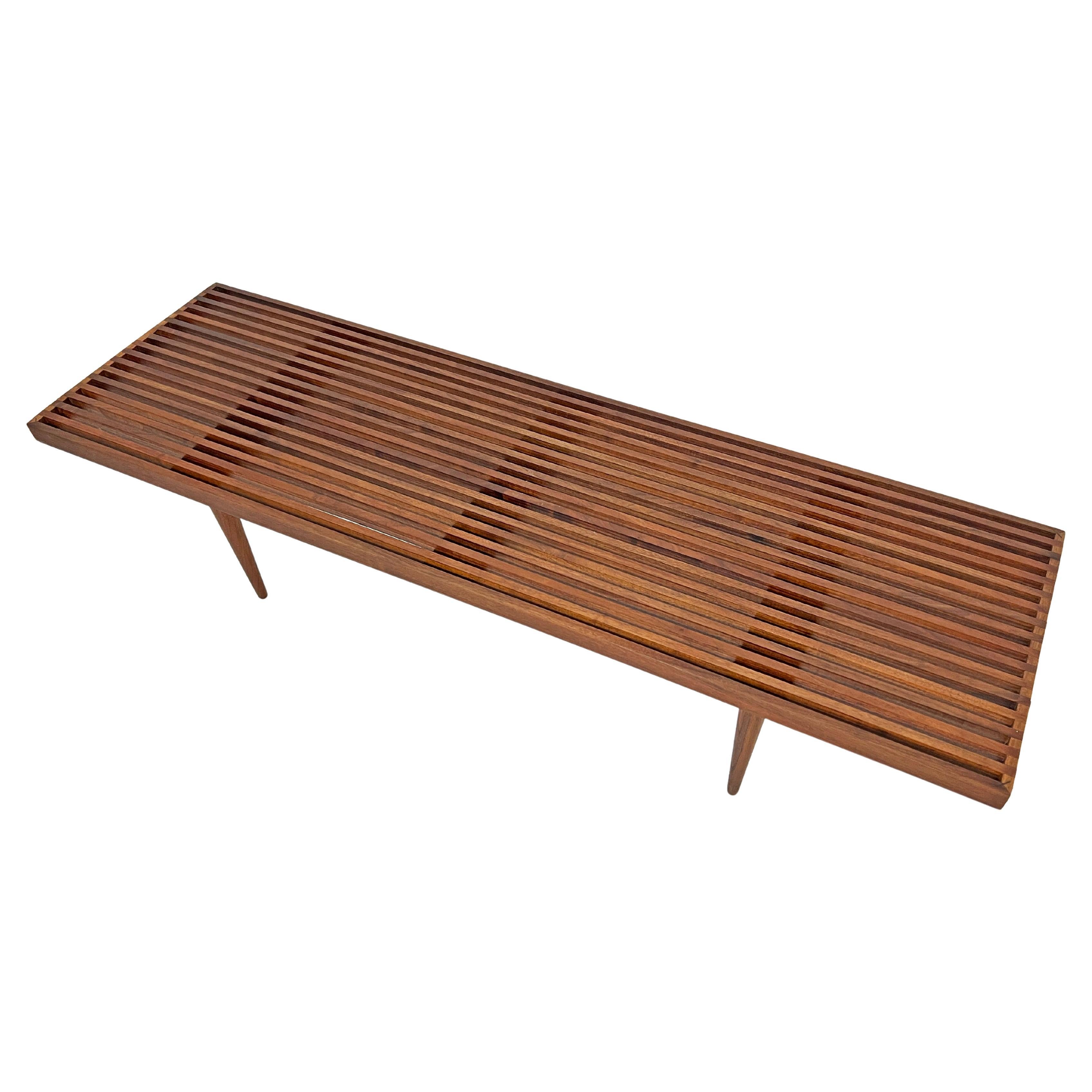 Banc / table basse à lattes en noyer Mel Smilow, moderne du milieu du siècle, circa 1960