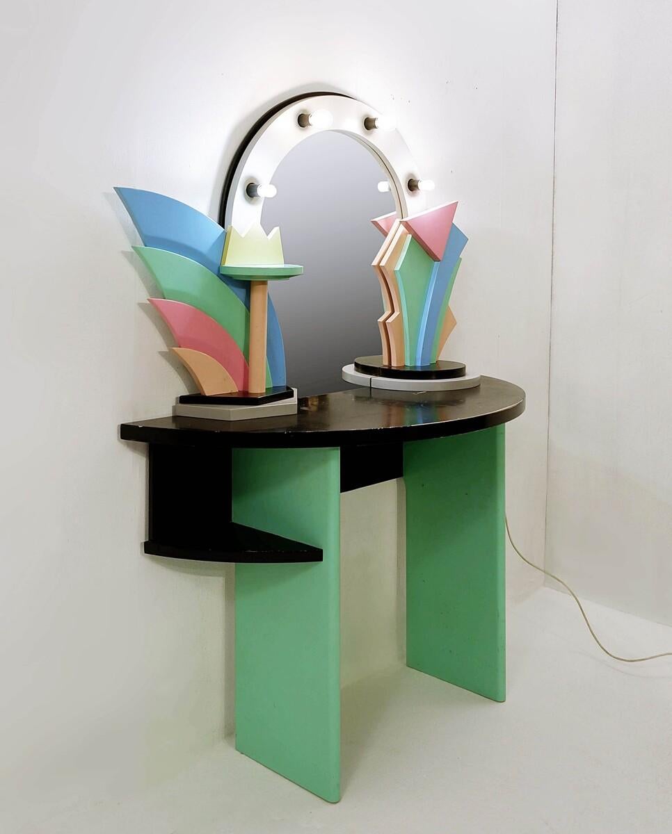 Mid-Century Modern Memphis Style Dressing Table/ Vanity in Lacquered Wood, 1960s In Fair Condition For Sale In Brussels, BE