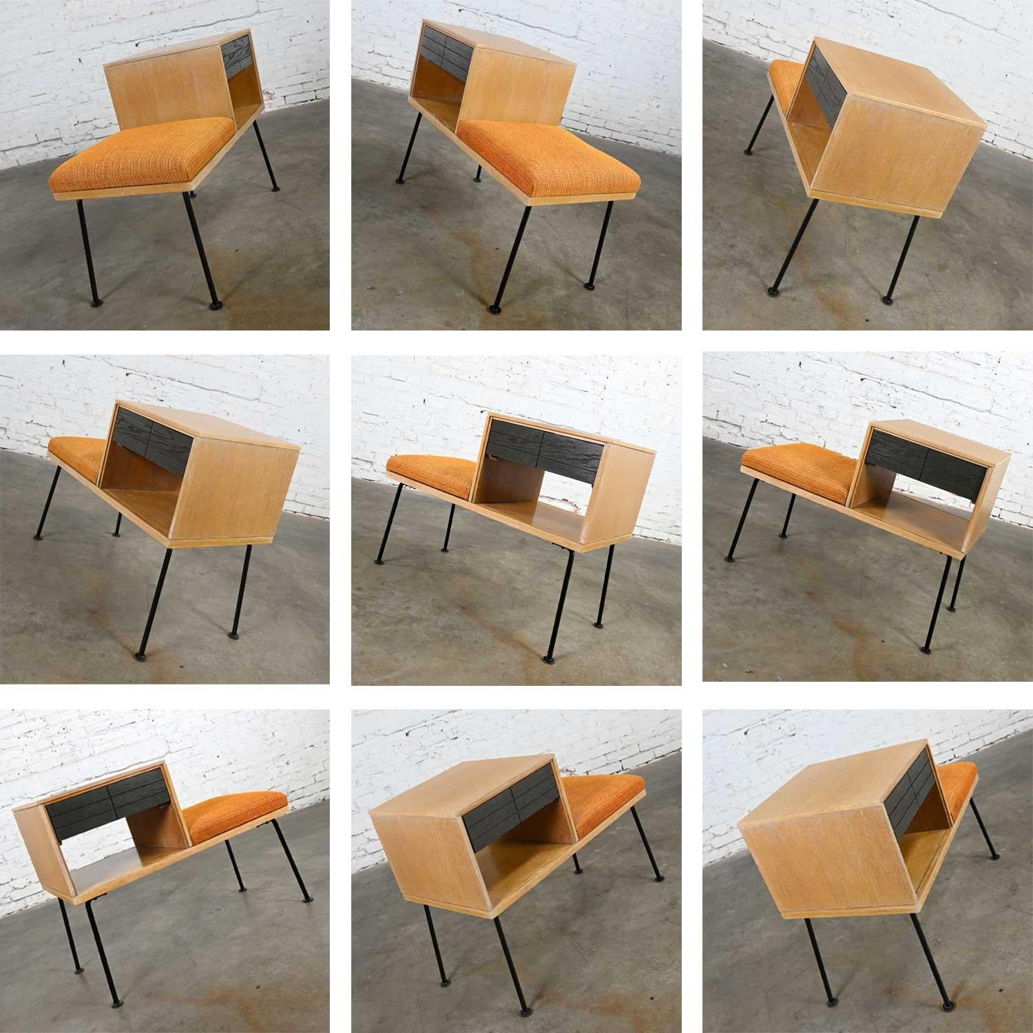Banc de téléphone en chêne chaulé et cérusé Mengel, de style moderne du milieu du siècle dernier, par Raymond Lowey en vente 9