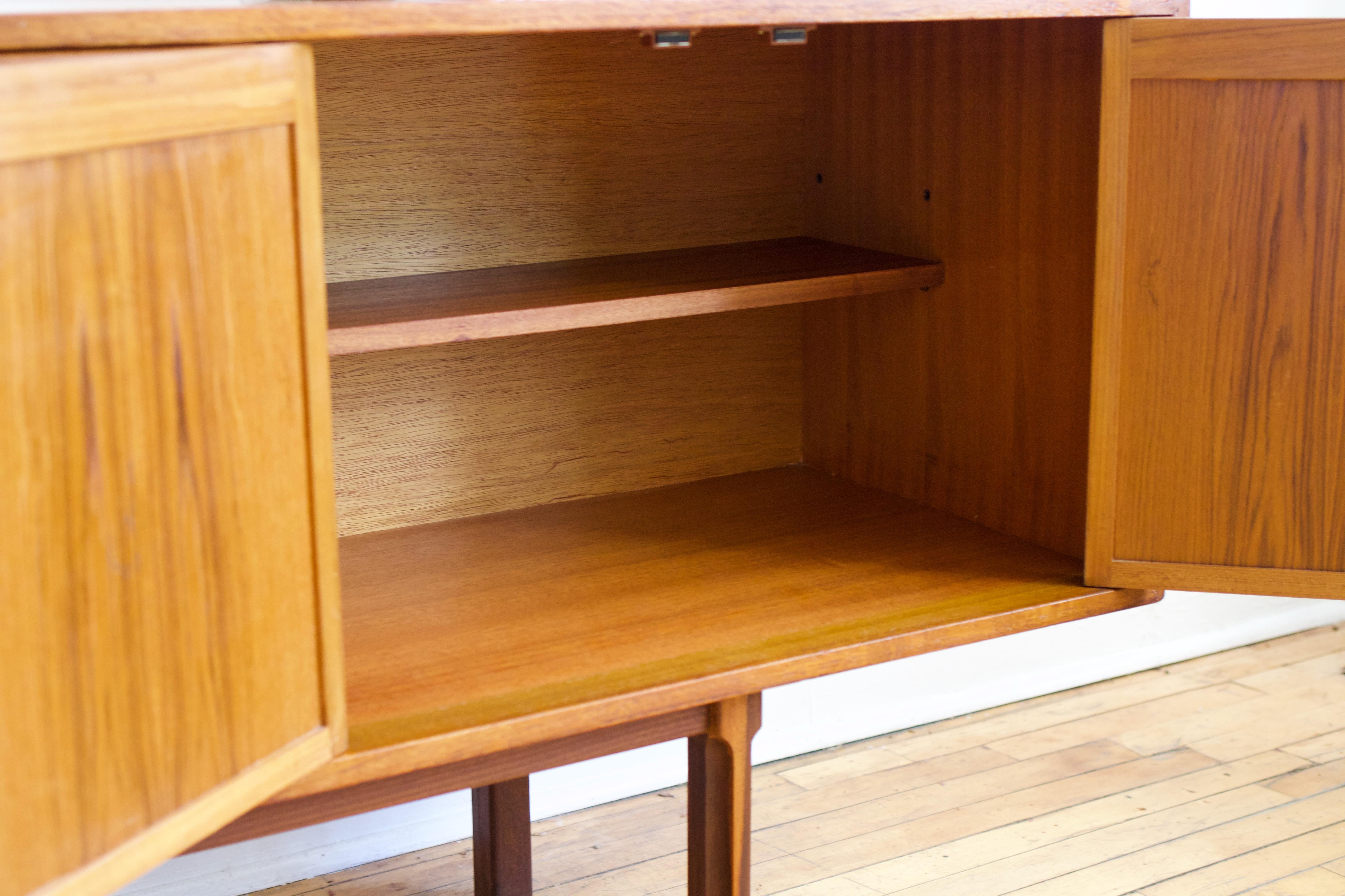 Mid-Century Modern Meredew Teak Credenza 10