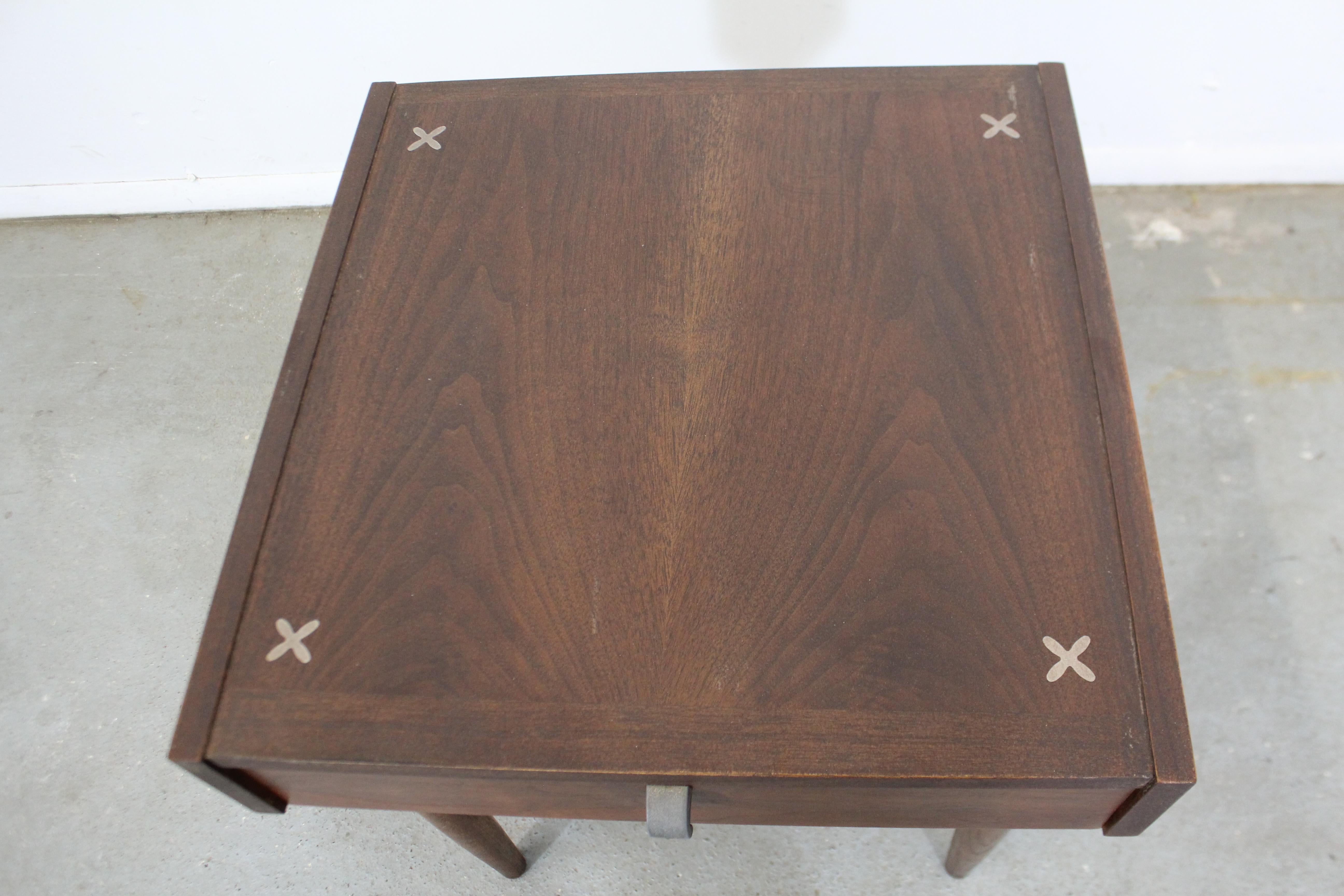 Mid-Century Modern Merton Gershun American of Martinsville Walnut End Table 1