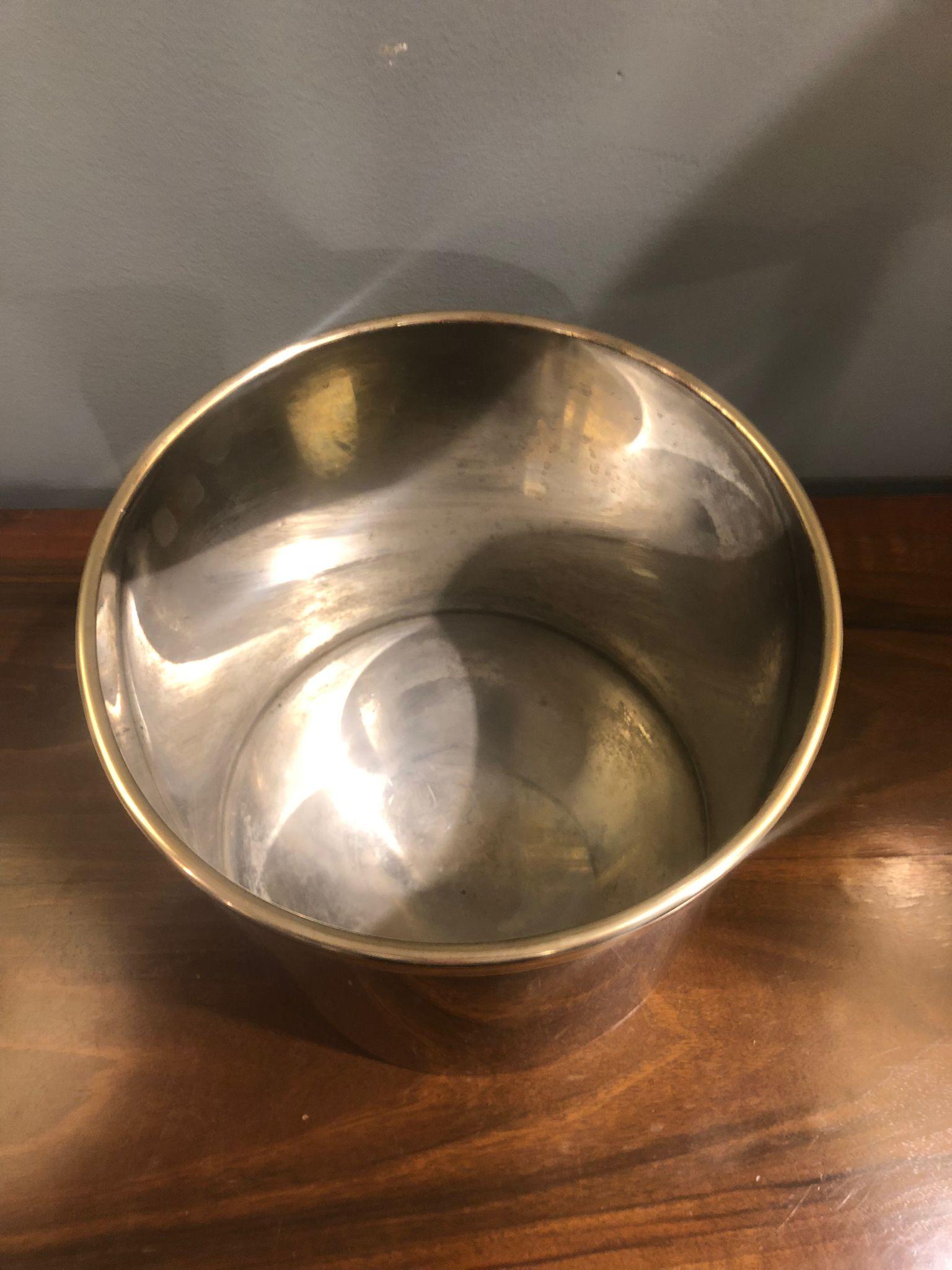 Mid-Century Modern Metal and Brass Cachepot by Romeo Rega, Italy 'circa 1965s' In Good Condition For Sale In Catania, IT