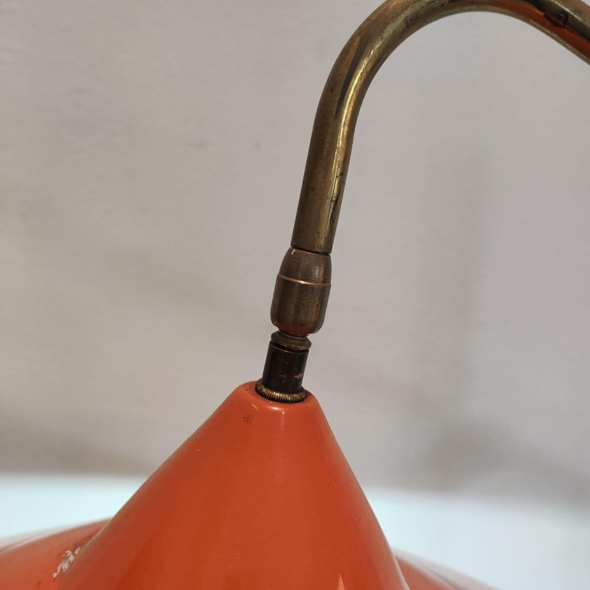 Mid-century modern metal and brass italian floor lamp from 1950s For Sale 1