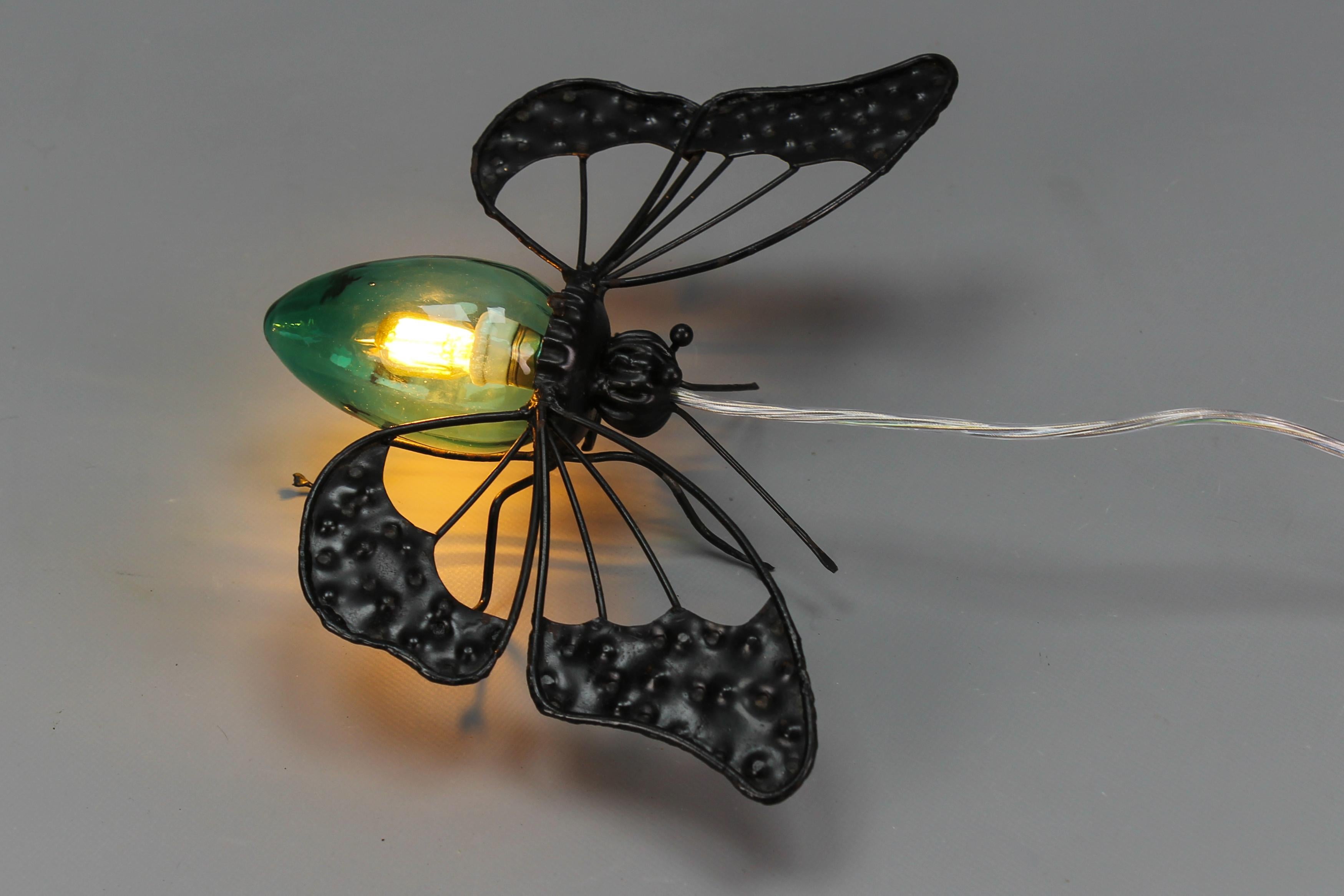 Mid-Century Modern Metal and Green Murano Glass Wall Lamp Butterfly, Italy For Sale 5