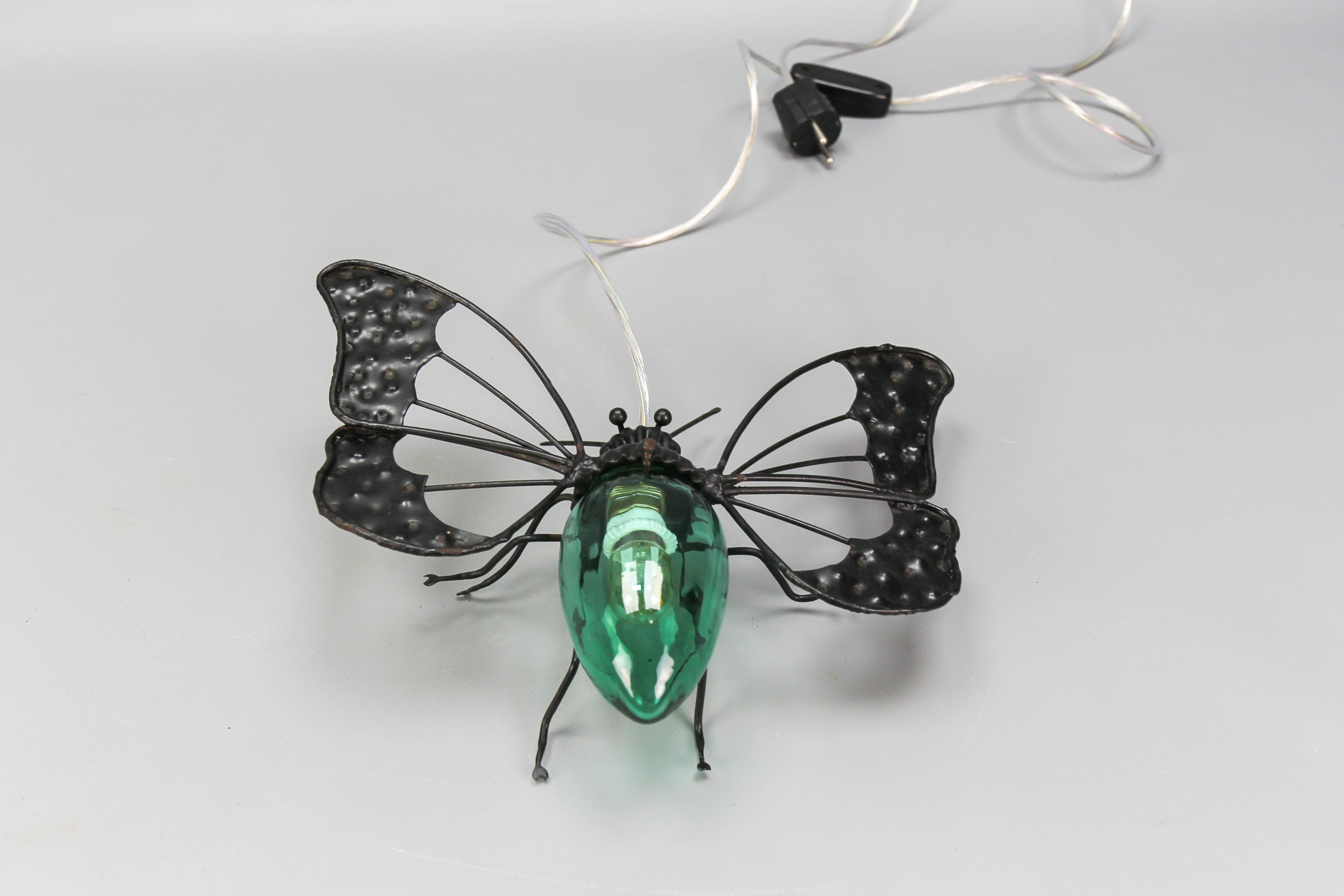 Mid-Century Modern Metal and Green Murano Glass Wall Lamp Butterfly, Italy For Sale 9