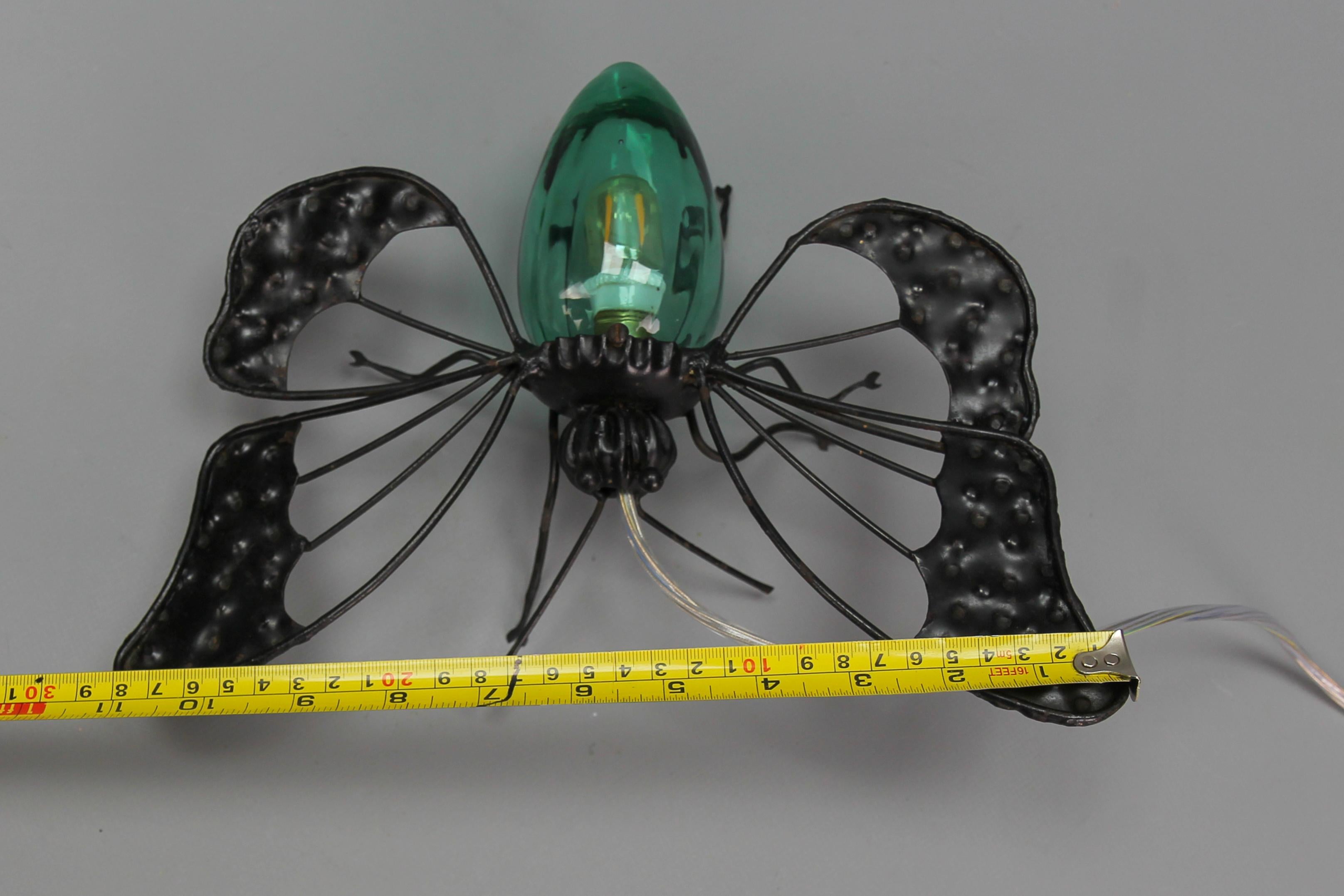 Mid-Century Modern Metal and Green Murano Glass Wall Lamp Butterfly, Italy For Sale 14