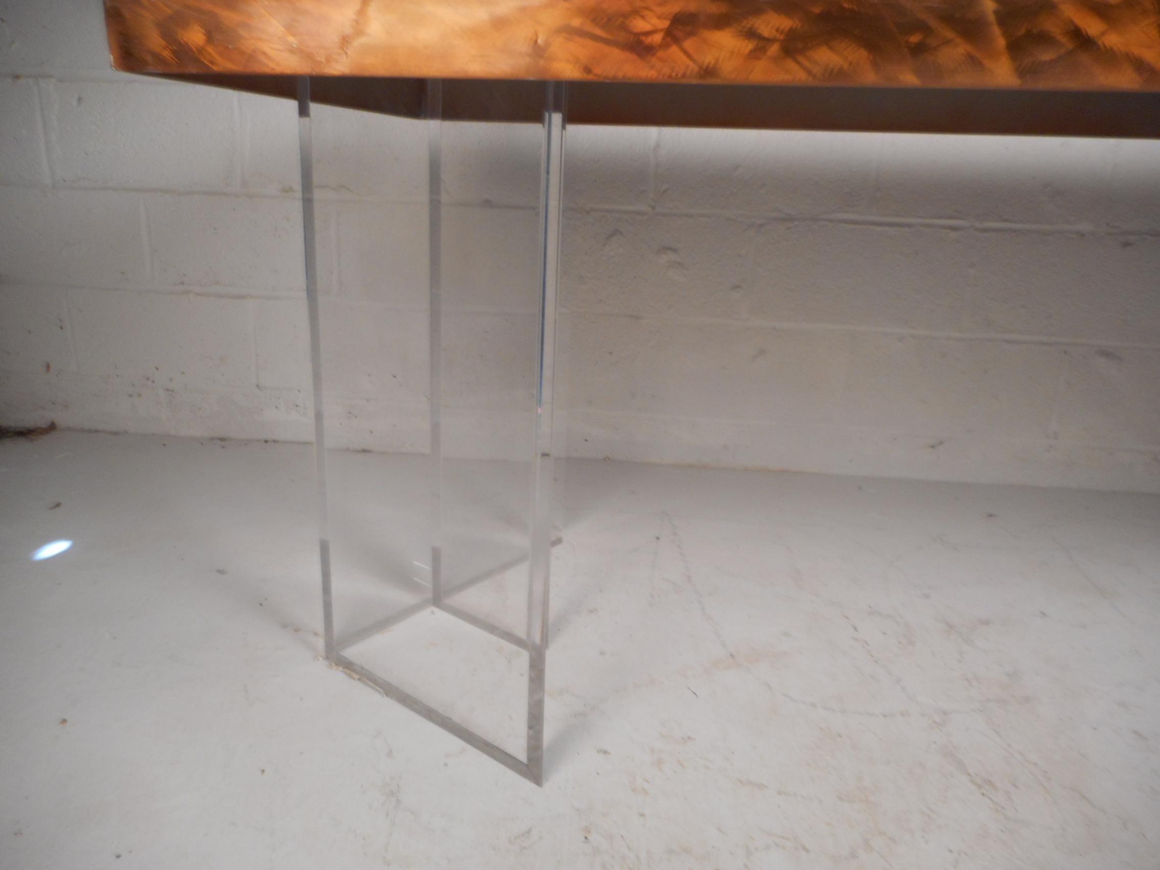 Late 20th Century Mid-Century Modern Metal and Lucite Dining Table For Sale
