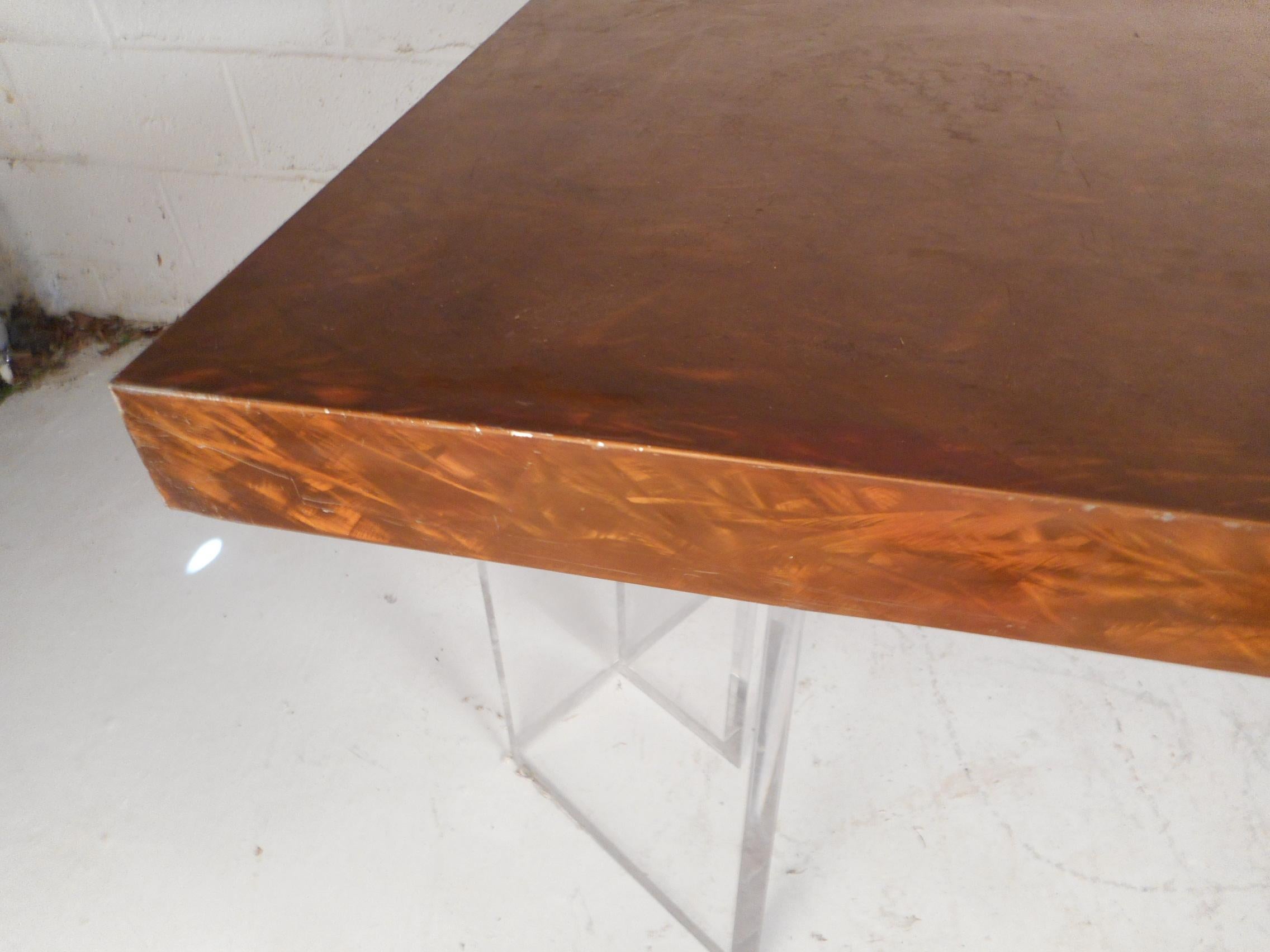 Mid-Century Modern Metal and Lucite Dining Table For Sale 2
