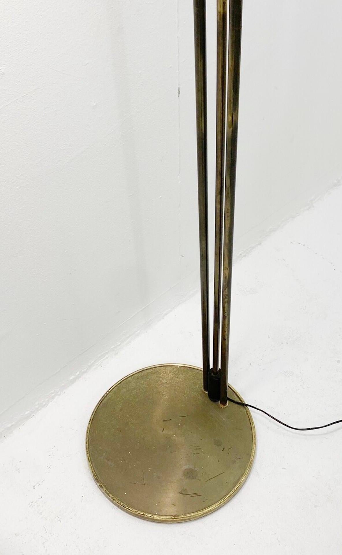 Late 20th Century Mid-Century Modern Metal and Plastic Globe Floor Lamp, Italy 1970s For Sale