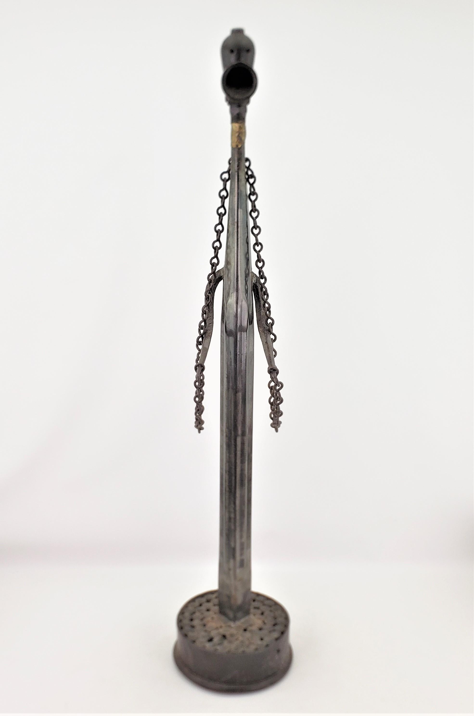 Brutalistische stilisierte figurative Metallskulptur, markiert „Ann“, Mid-Century Modern (Brutalismus) im Angebot