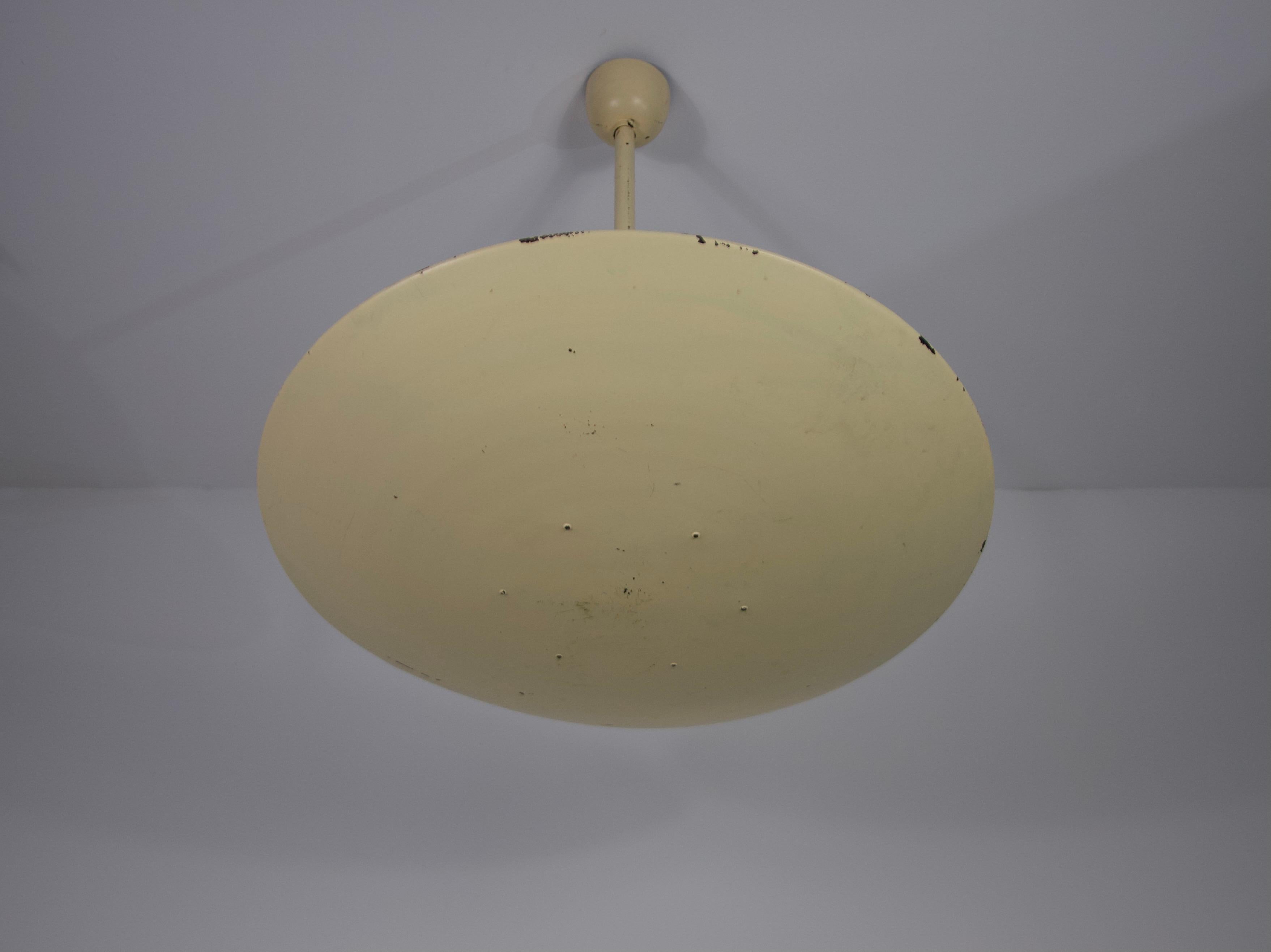 Lampada da soffitto in metallo della modernità di metà secolo Germania, anni '60 in vendita 3