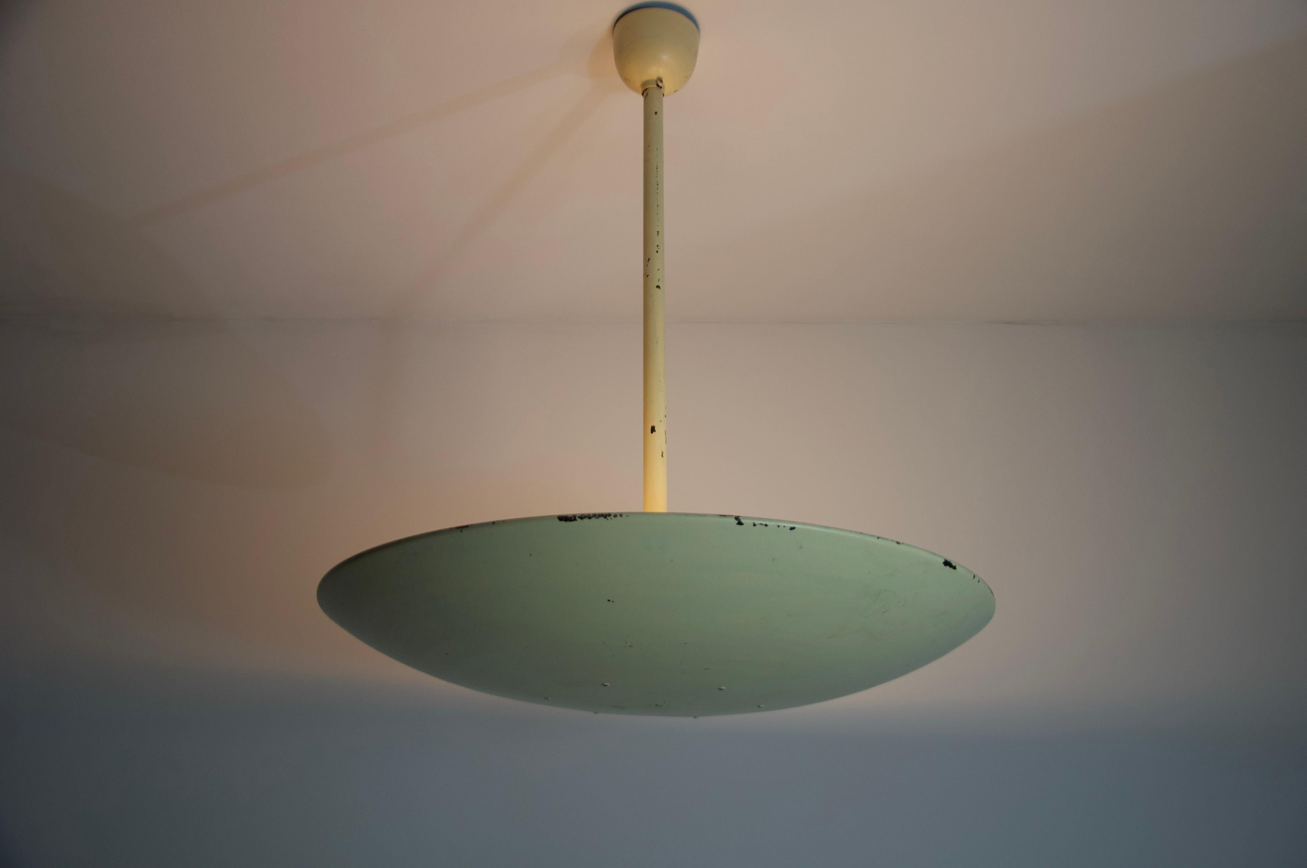 Tedesco Lampada da soffitto in metallo della modernità di metà secolo Germania, anni '60 in vendita