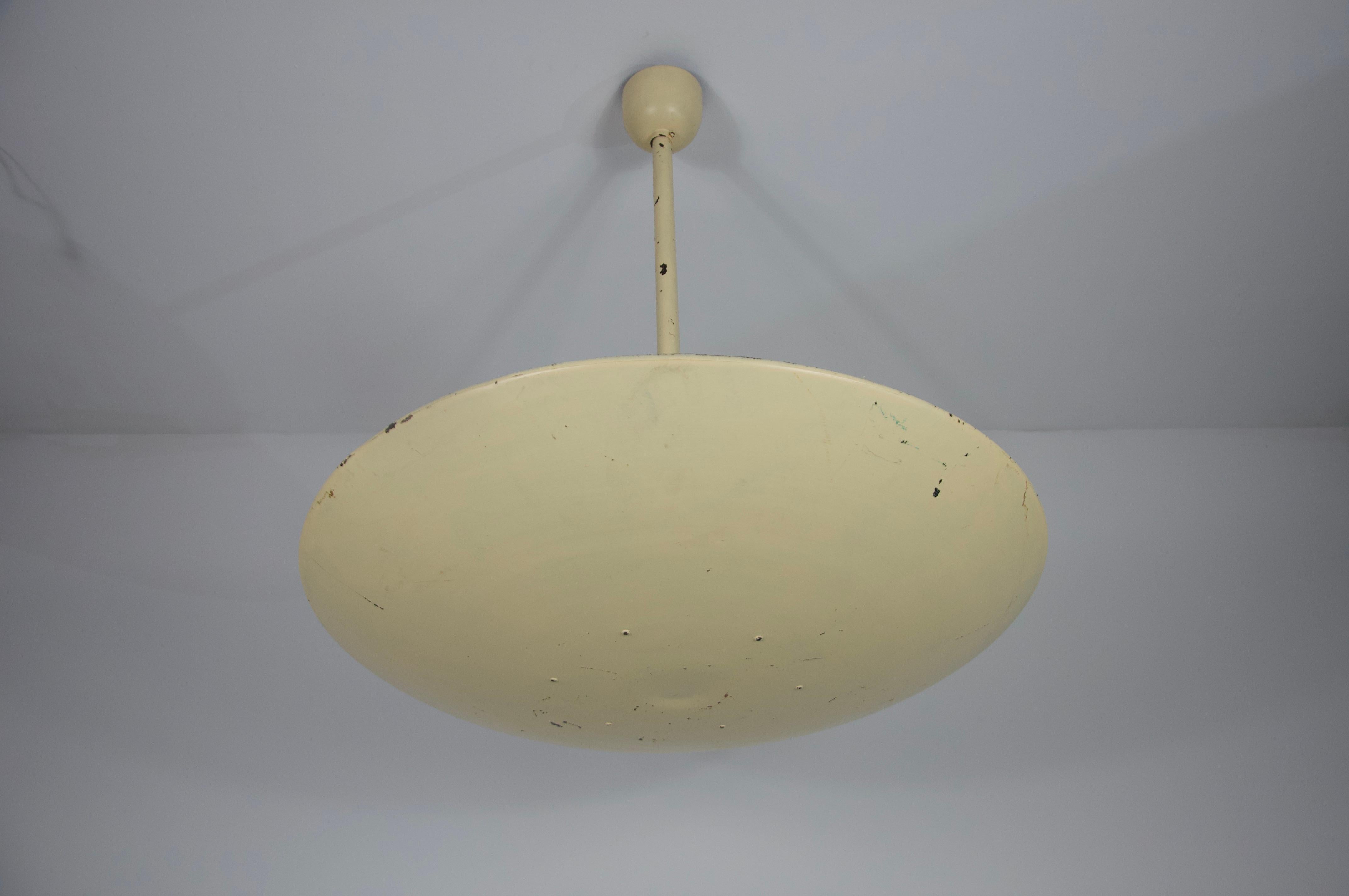 Metallo Lampada da soffitto in metallo della modernità di metà secolo Germania, anni '60 in vendita