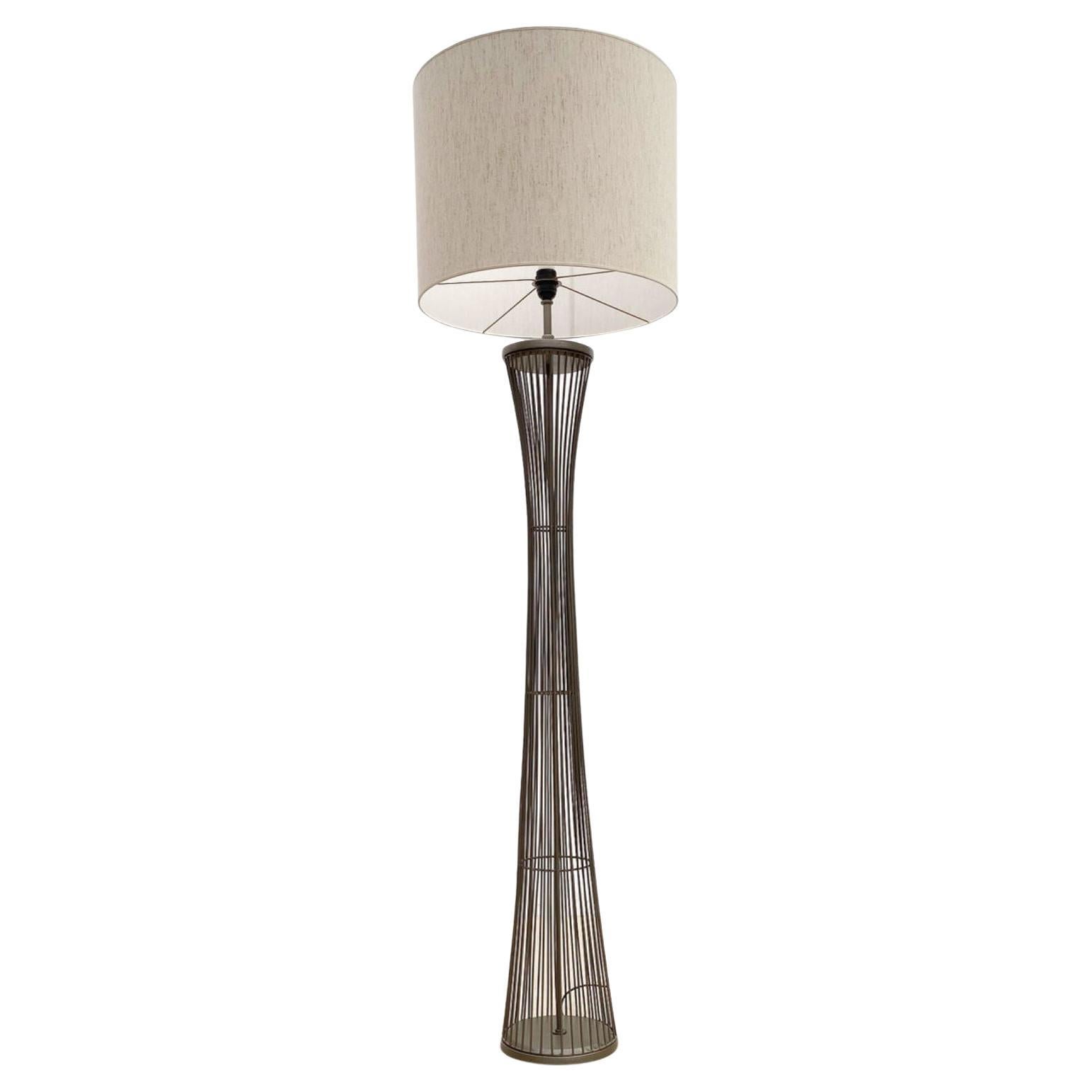 Mid-Century Modern Metal Floor Lamp, Italy, 1970s For Sale