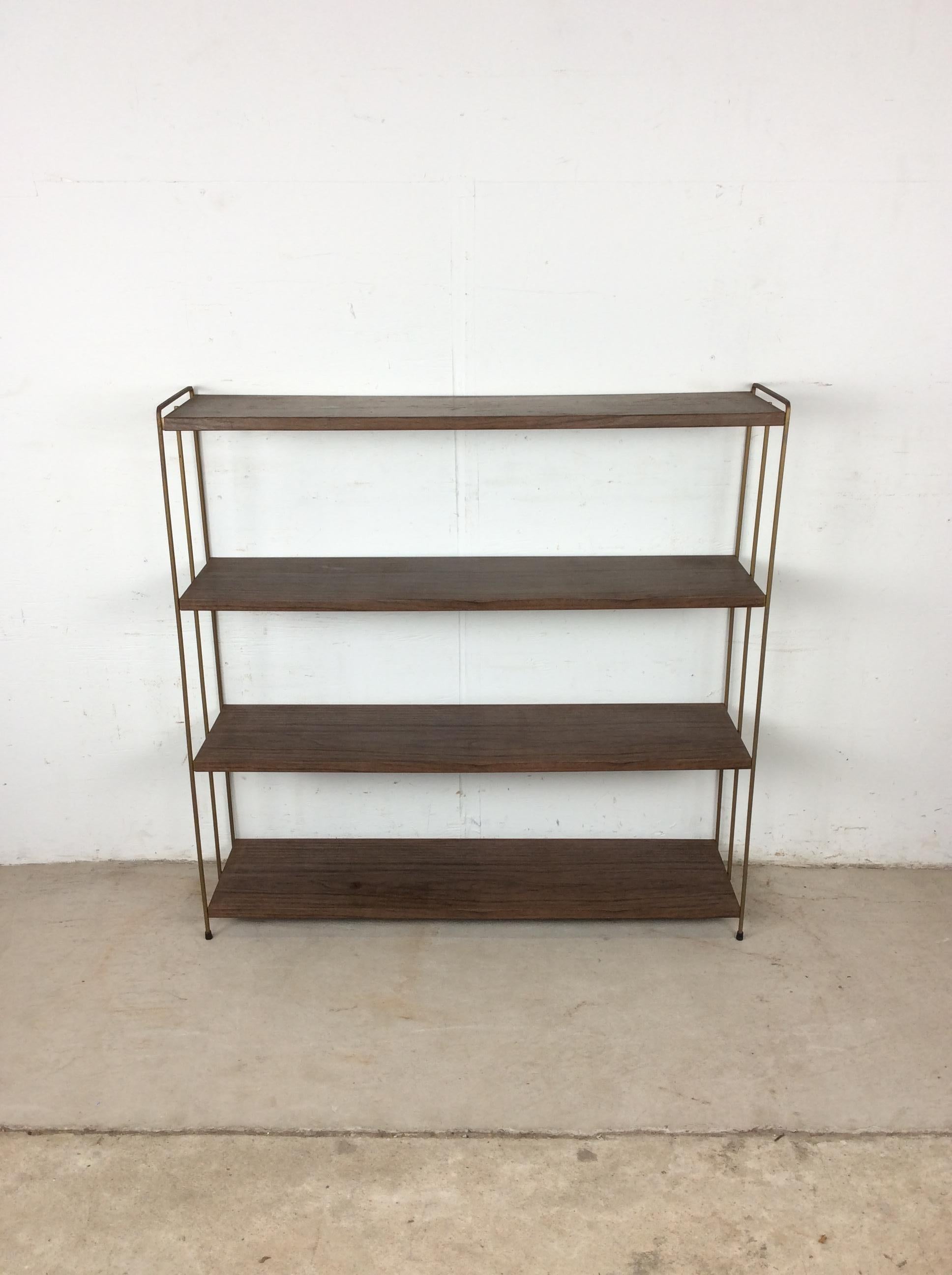 Mid-Century moderno Mid Century Modern Metal Four Shelf Bookcase with Faux Wood Print in vendita