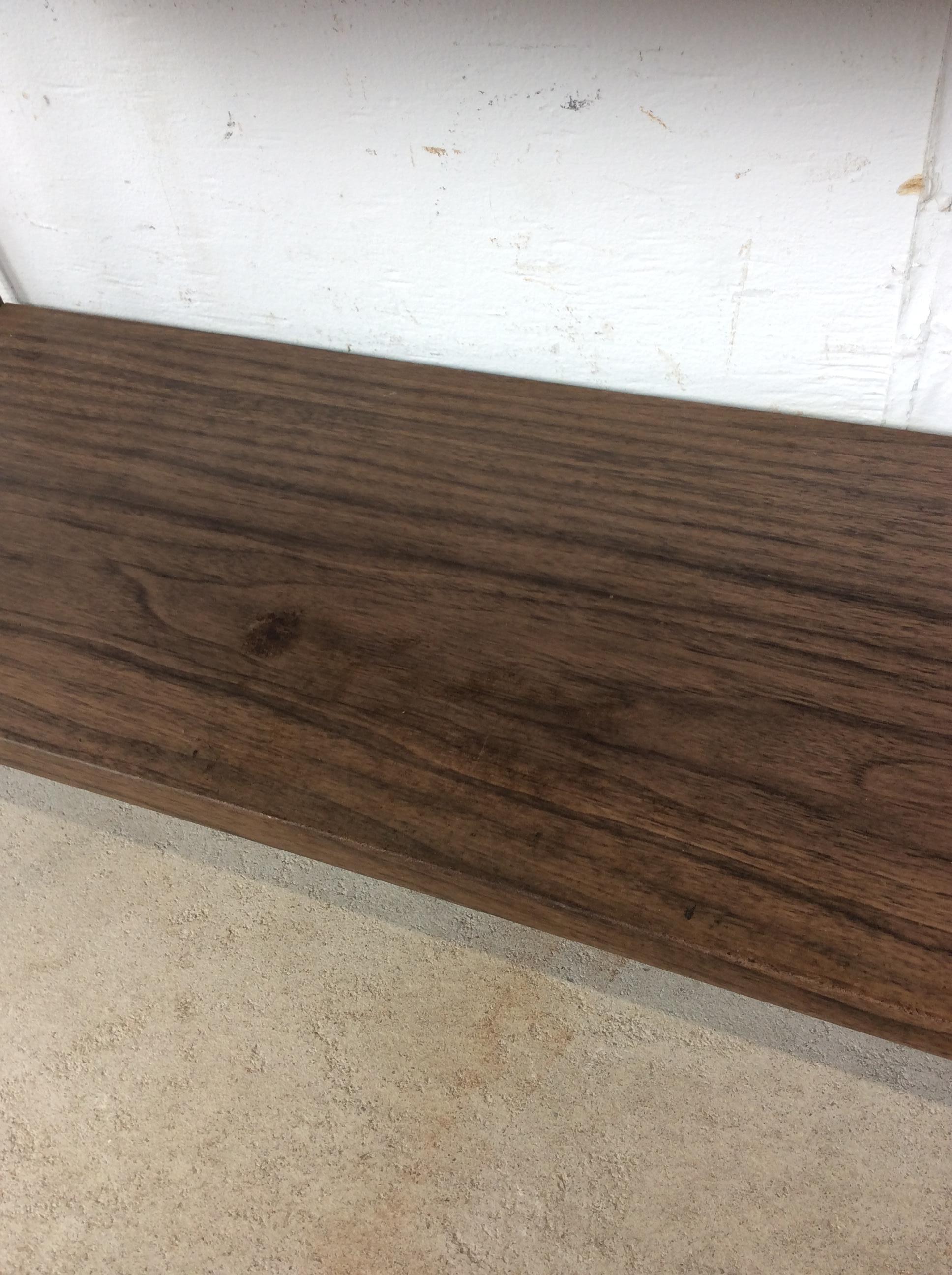 Mid Century Modern Metal Four Shelf Bookcase with Faux Wood Print in vendita 1