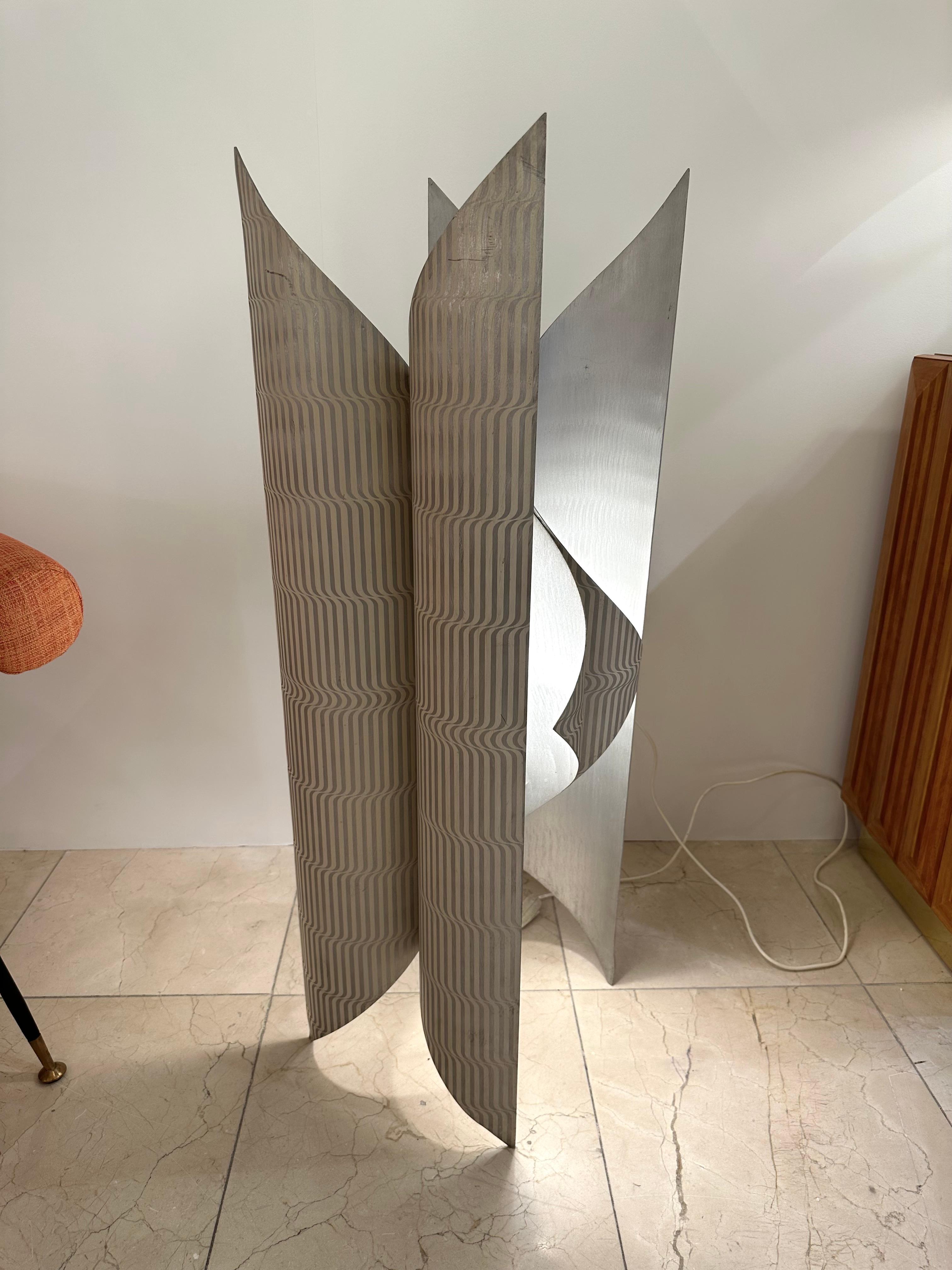 Mid-Century Modern Metal Sculpture Floor Lamp by Burchiellaro, Italy, 1970s For Sale 10