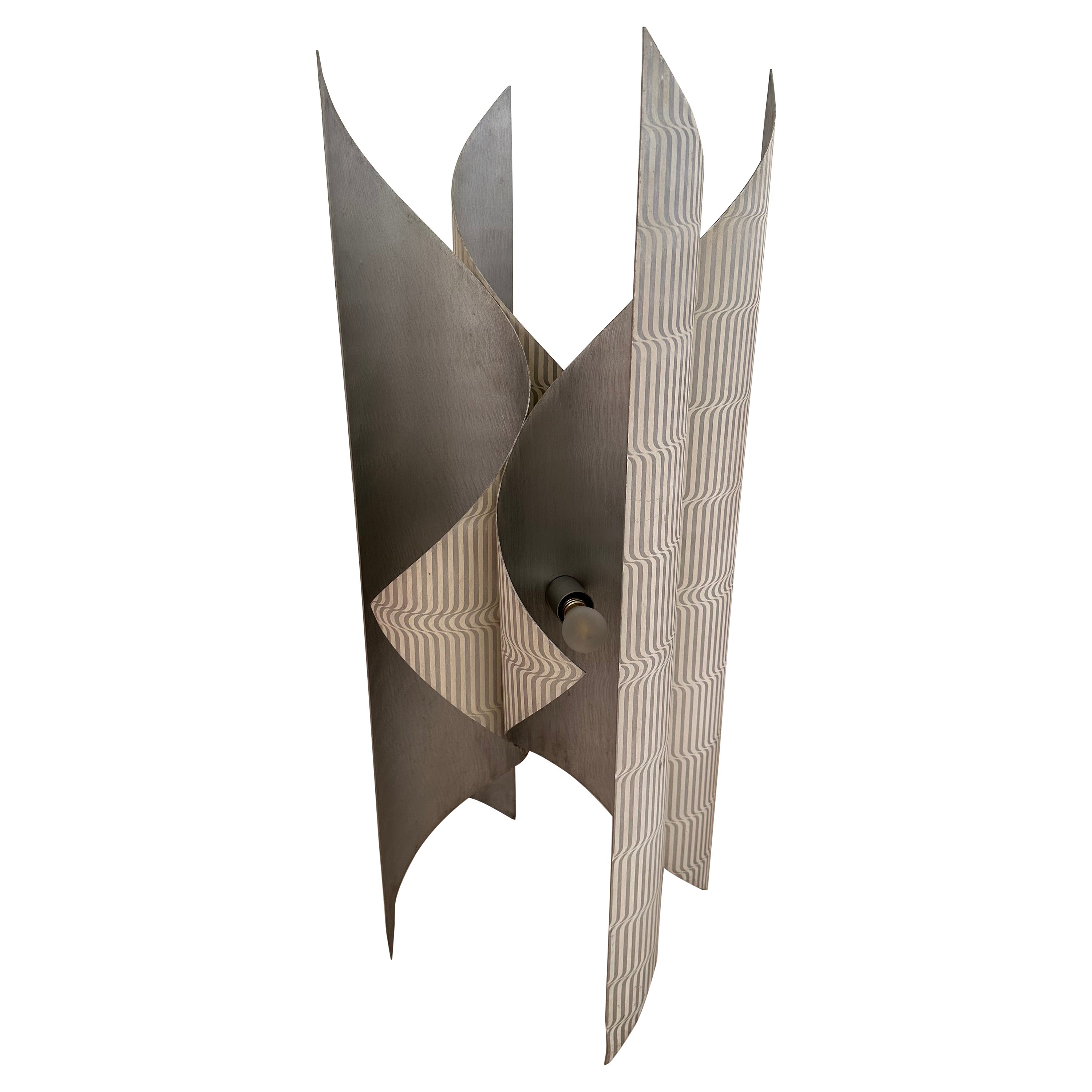 Lámpara de pie escultura metálica moderna de mediados de siglo de Burchiellaro, Italia, 1970