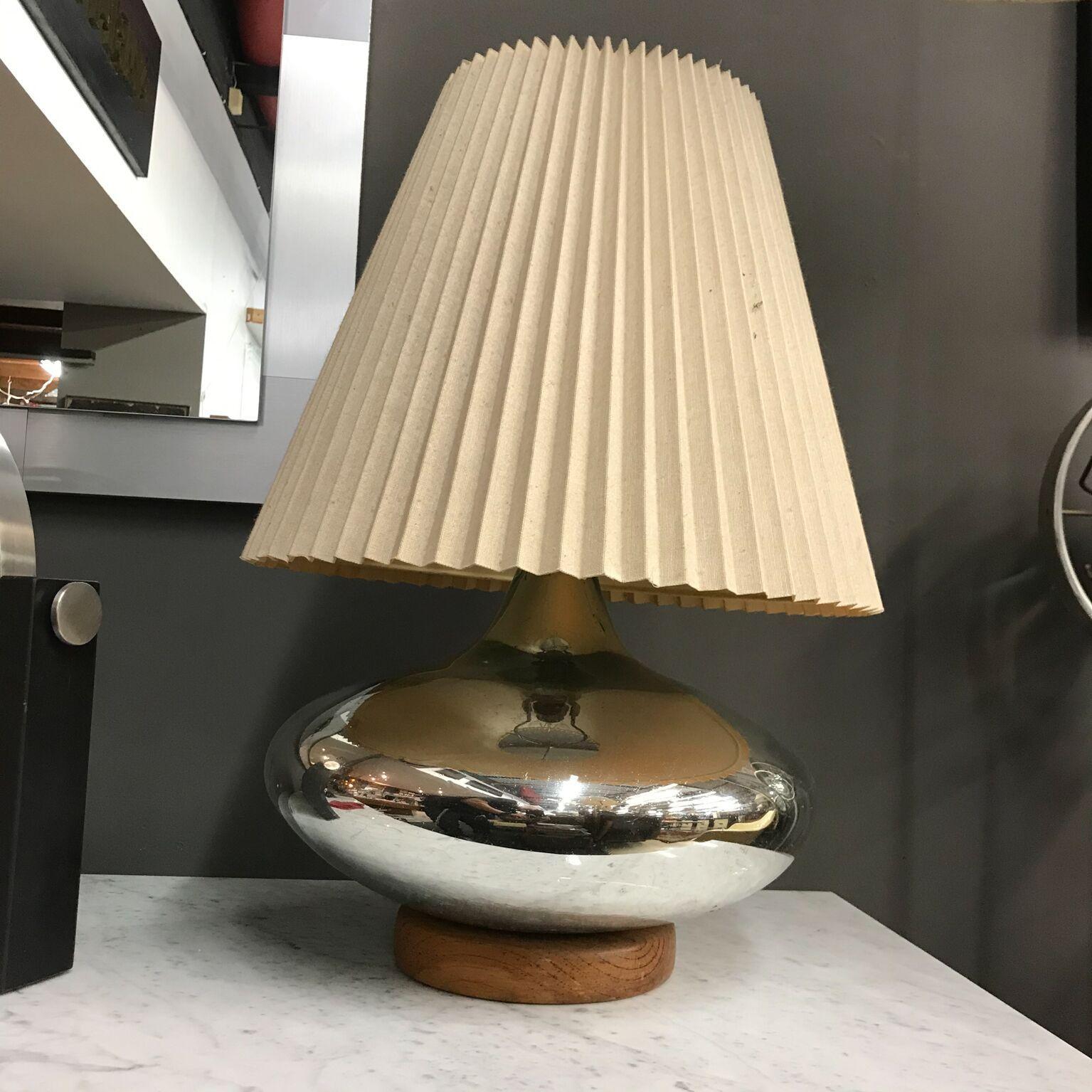 Mid-Century Modern Mexican Glass Mercury Wood Table Lamp In Good Condition In Chula Vista, CA