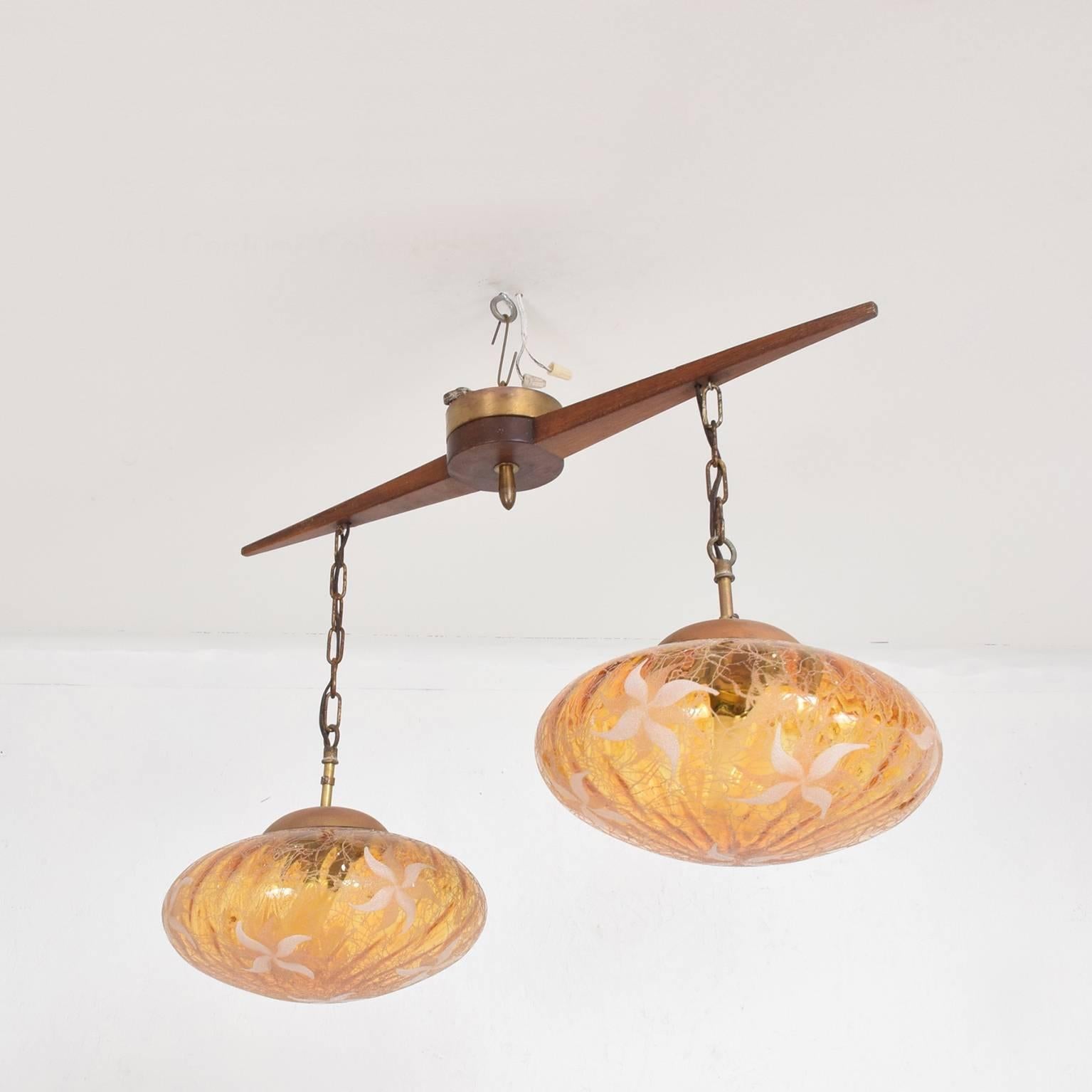 Mid-Century Modern Mexican Modernist Chandelier with Custom Glass Amber Shades In Good Condition In Chula Vista, CA