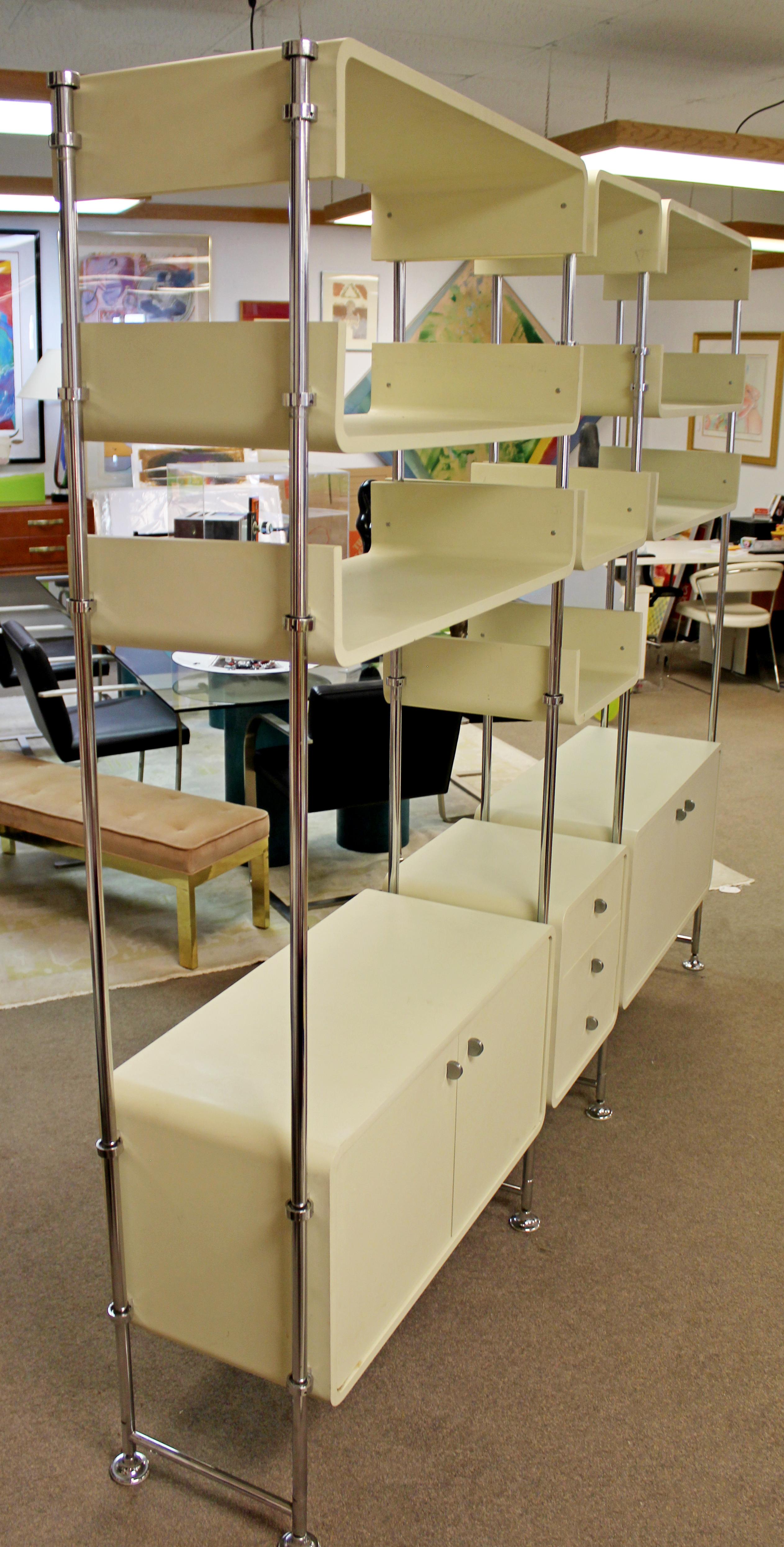Mid-Century Modern Michel Ducaroy Modular Chrome Wall Unit Room Divider, 1970s In Good Condition In Keego Harbor, MI