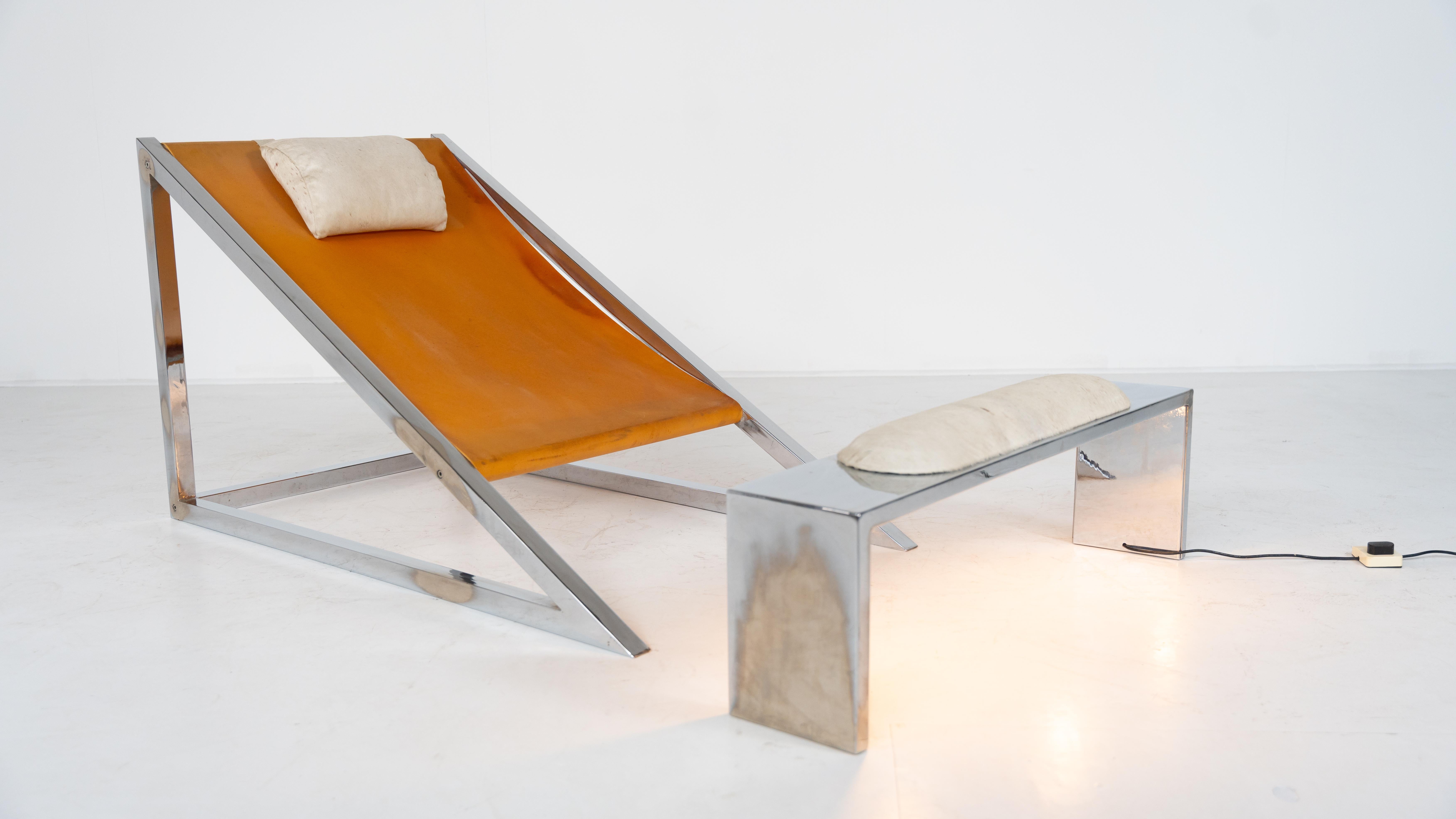 Mid-Century Modern 'Mies' Lounge Chair with Ottoman by Archizoom Associati, 1960s

Dimensions : 

Chair : 130 x 74 x 76H CM

Ottoman : 104 x 20 x 34 h CM 