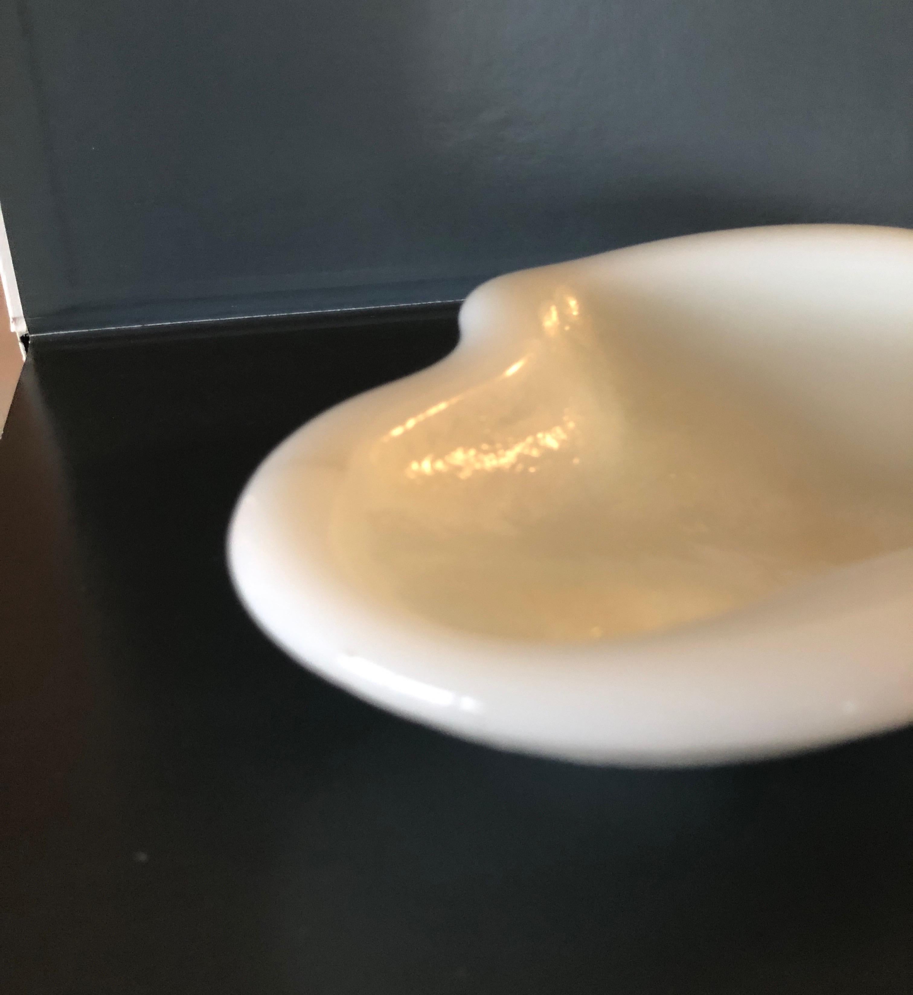 American Mid-Century Modern Milk Glass Free-Form Decorative Dish