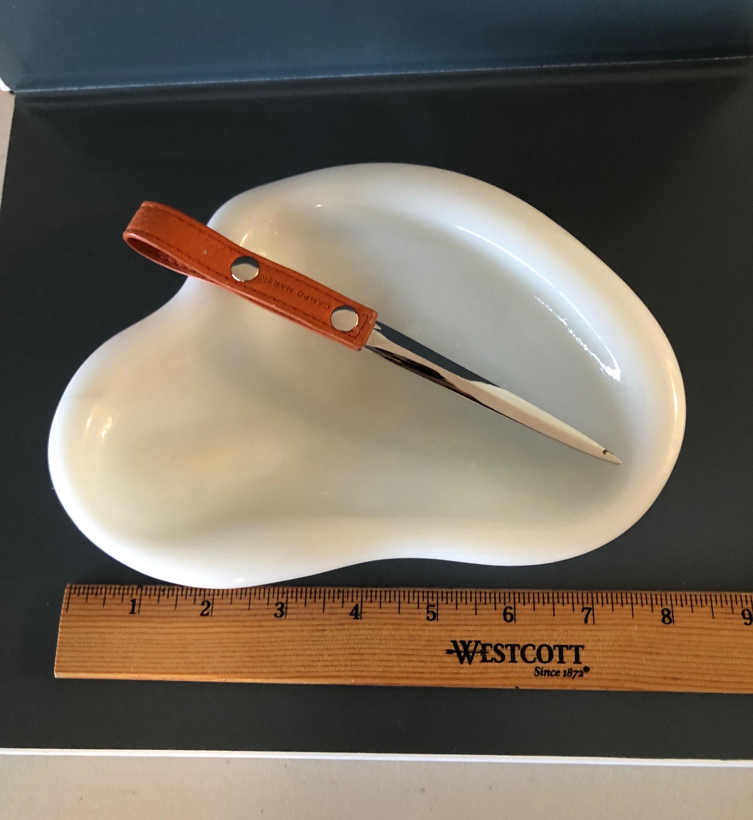 Hand-Crafted Mid-Century Modern Milk Glass Free-Form Decorative Dish