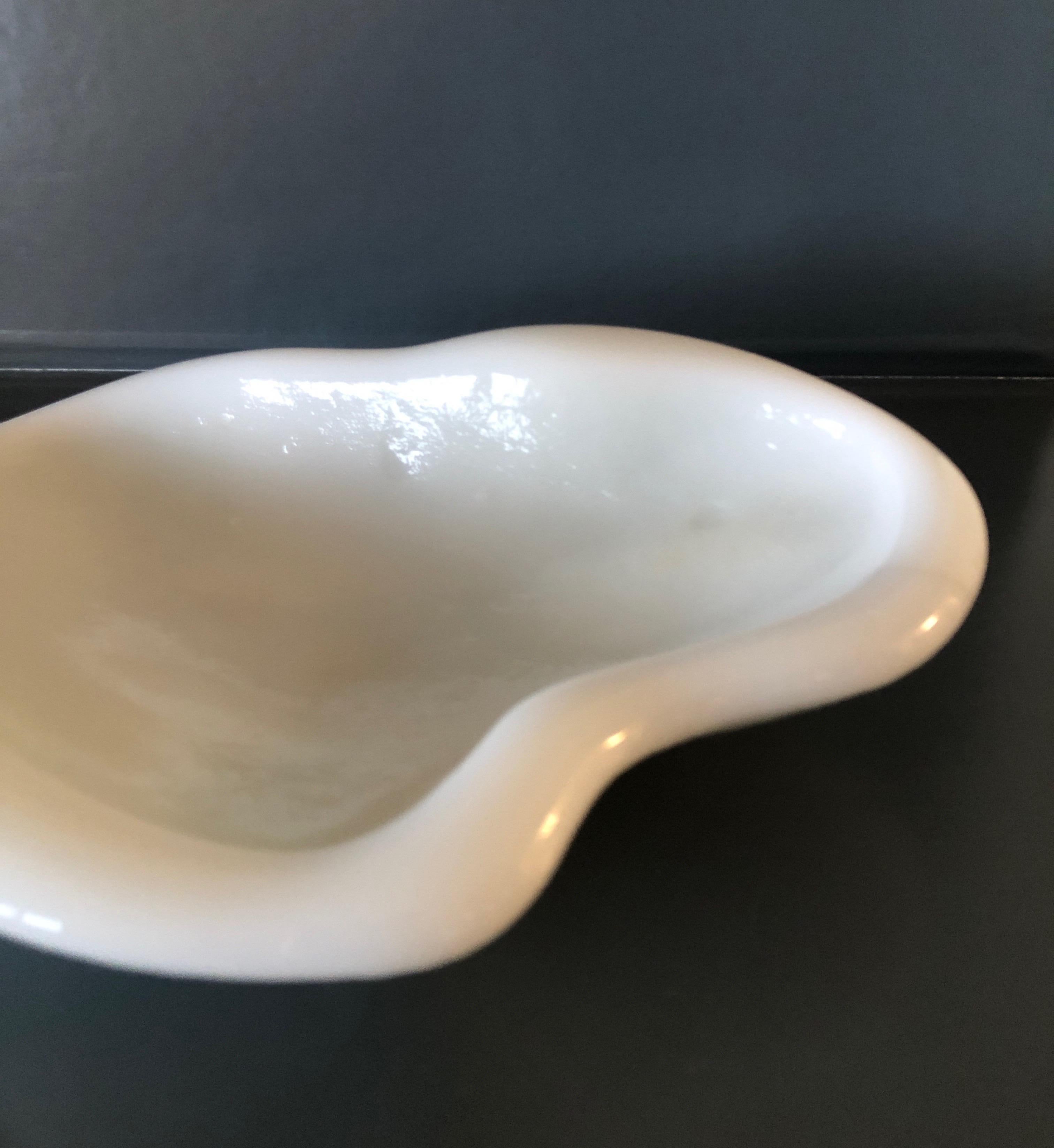 Late 20th Century Mid-Century Modern Milk Glass Free-Form Decorative Dish