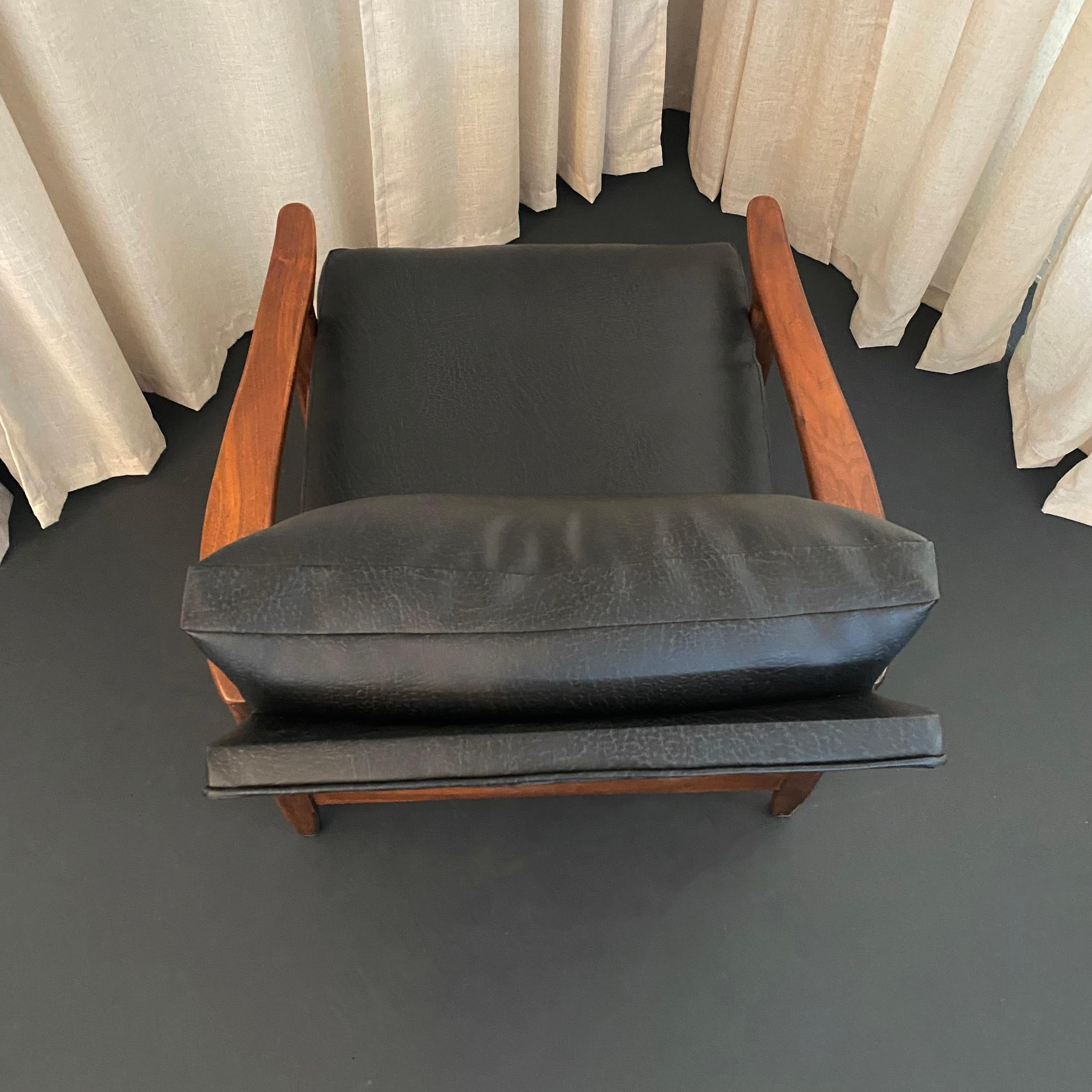Mid-Century Modern Milo Baughman Attributed Black Leather Recliner Ottoman Set For Sale 10