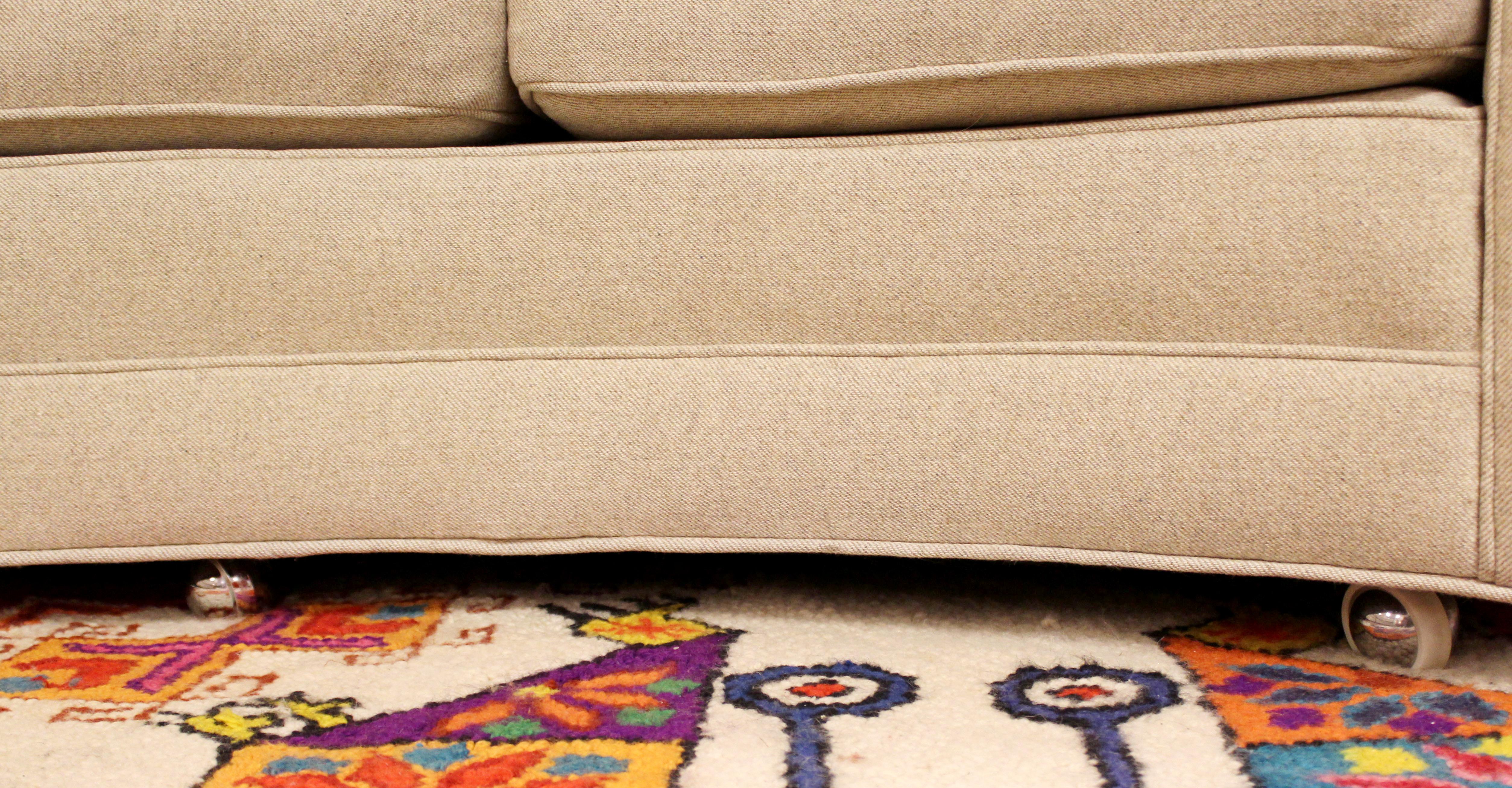 Late 20th Century Mid-Century Modern Milo Baughman Beige Curved 2-Piece Sectional Sofa, 1970s
