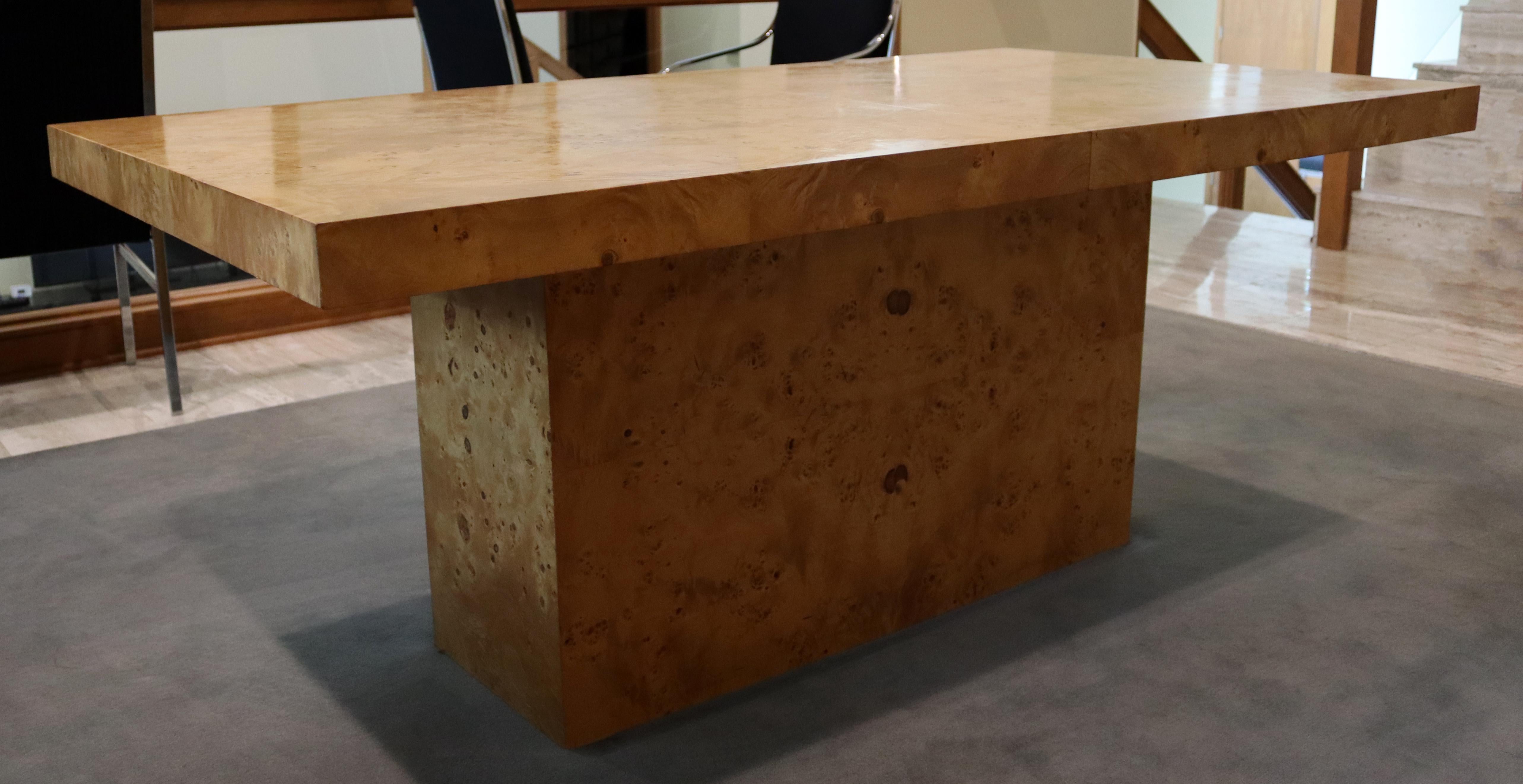 Late 20th Century Mid-Century Modern Milo Baughman Burl Wood Expandable Dining Table 2 Leaves 80s