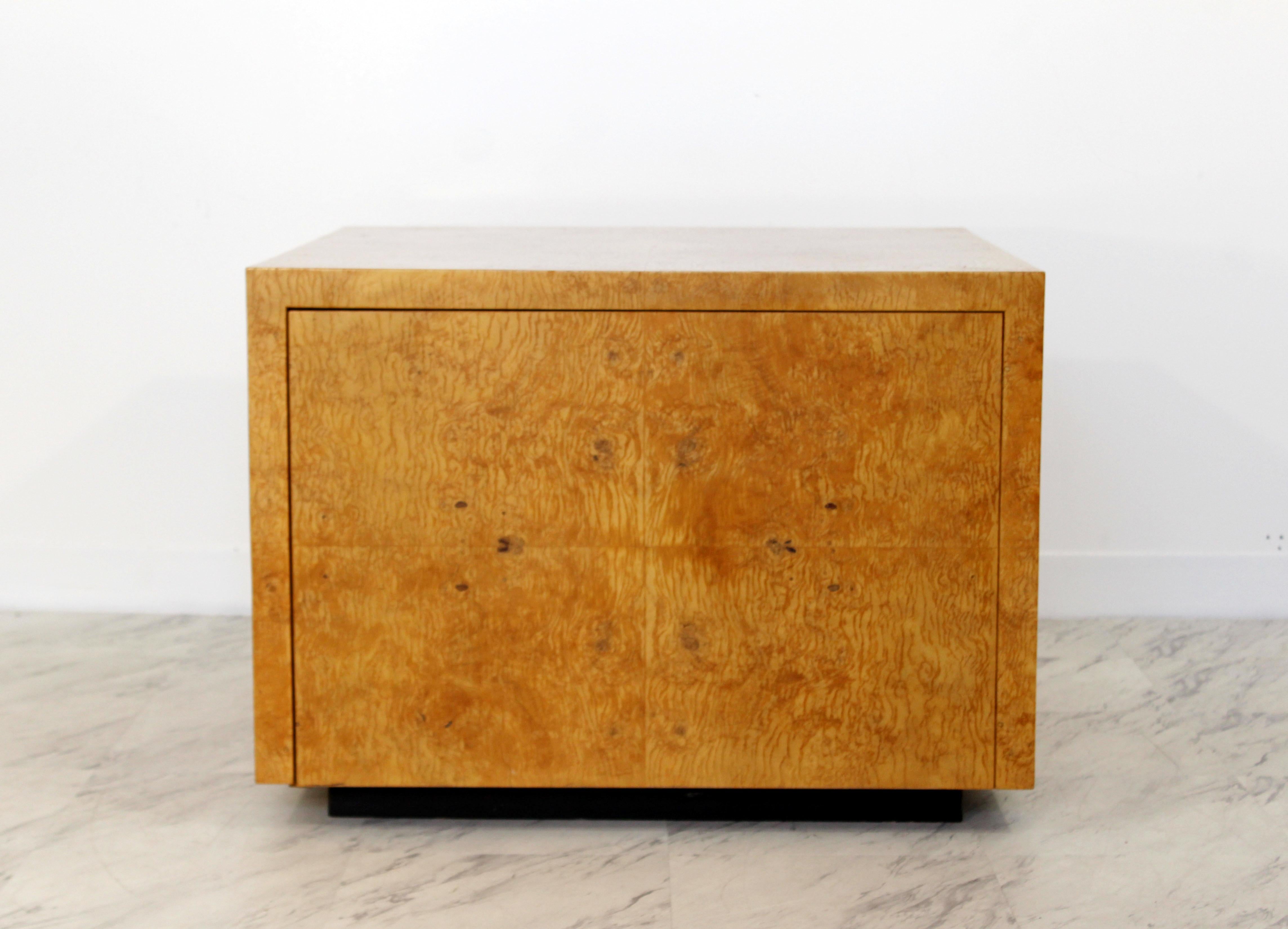 American Mid-Century Modern Milo Baughman Burl Wood Square Side Coffee End Table, 1970s