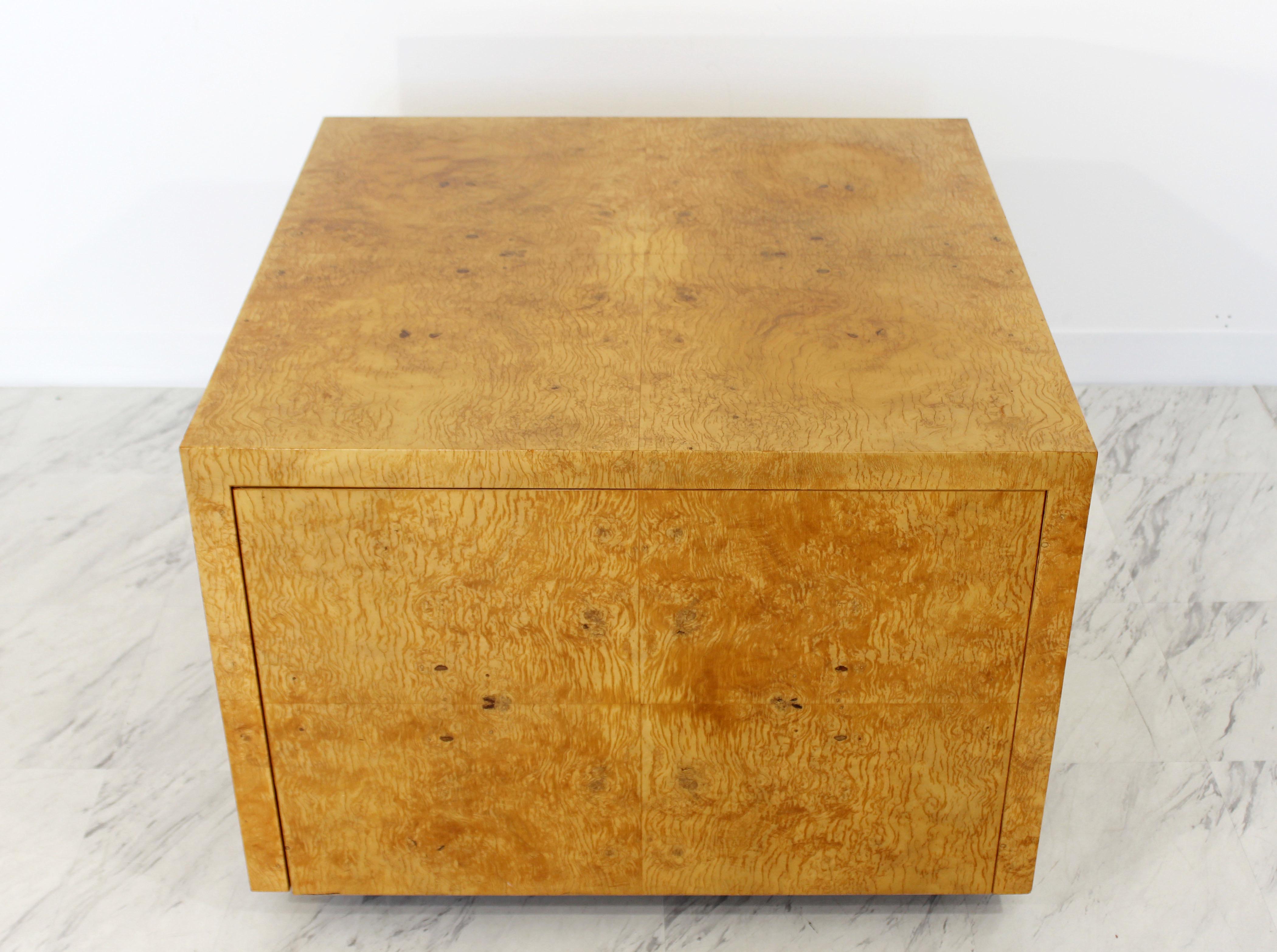 Mid-Century Modern Milo Baughman Burl Wood Square Side Coffee End Table, 1970s In Good Condition In Keego Harbor, MI