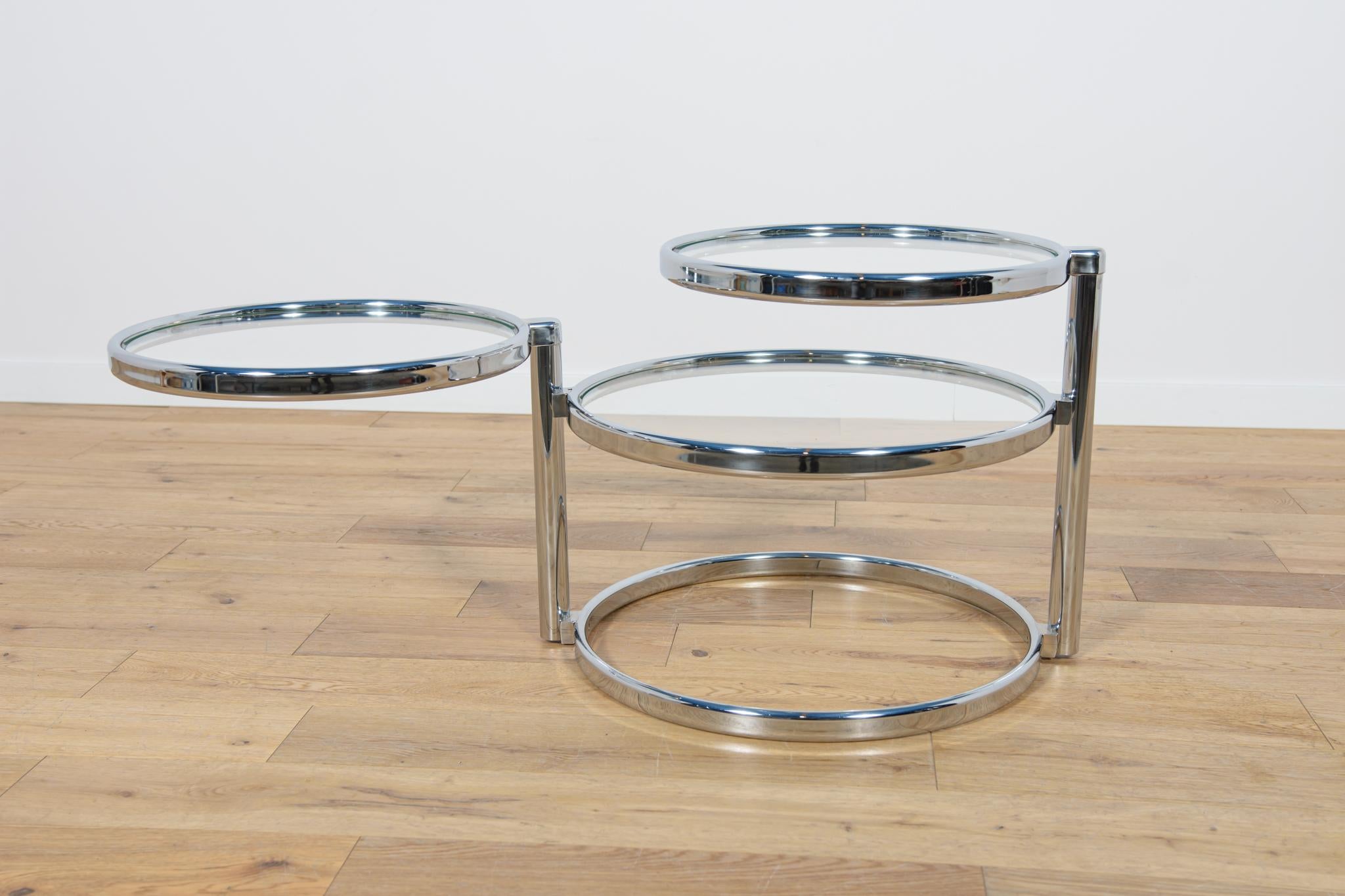 Mid-Century Modern Milo Baughman Chrome & Glass Coffee Table by Milo Baughman. For Sale 6
