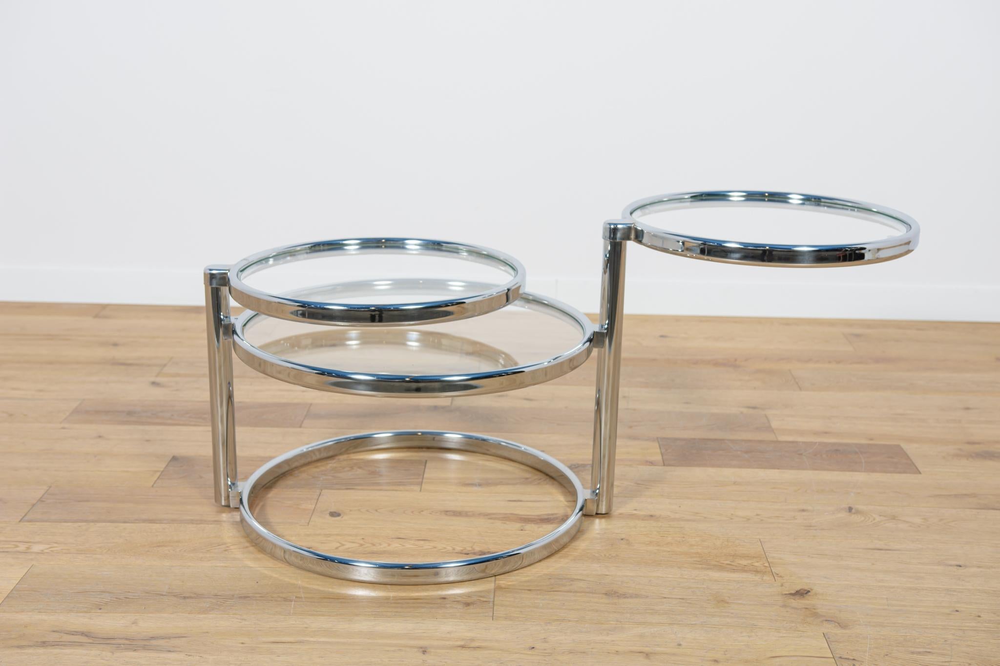 Mid-Century Modern Milo Baughman Chrome & Glass Coffee Table by Milo Baughman. For Sale 8