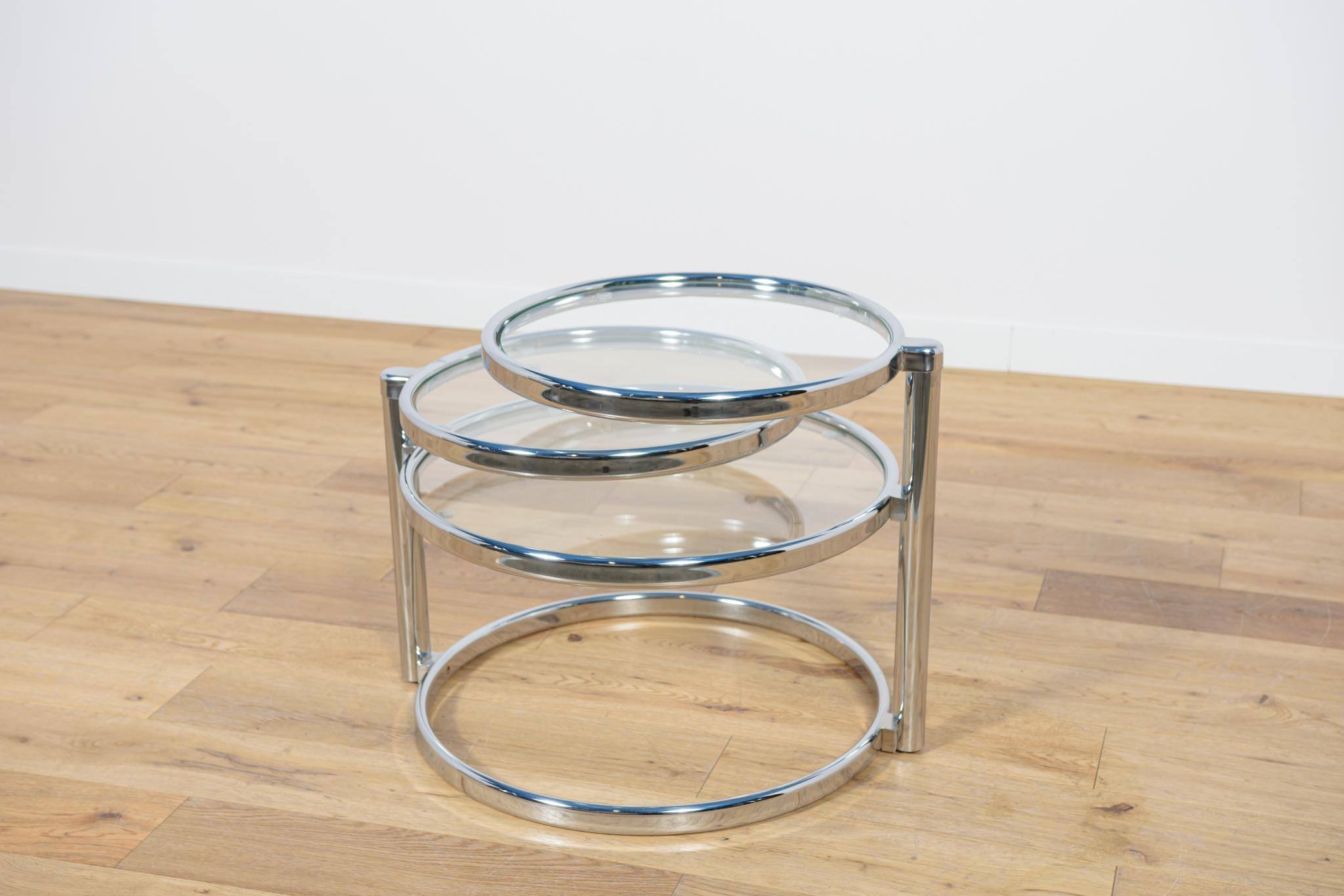 Moderne Table basse moderne du milieu du siècle dernier de Milo Baughman en chrome et verre de Milo Baughman