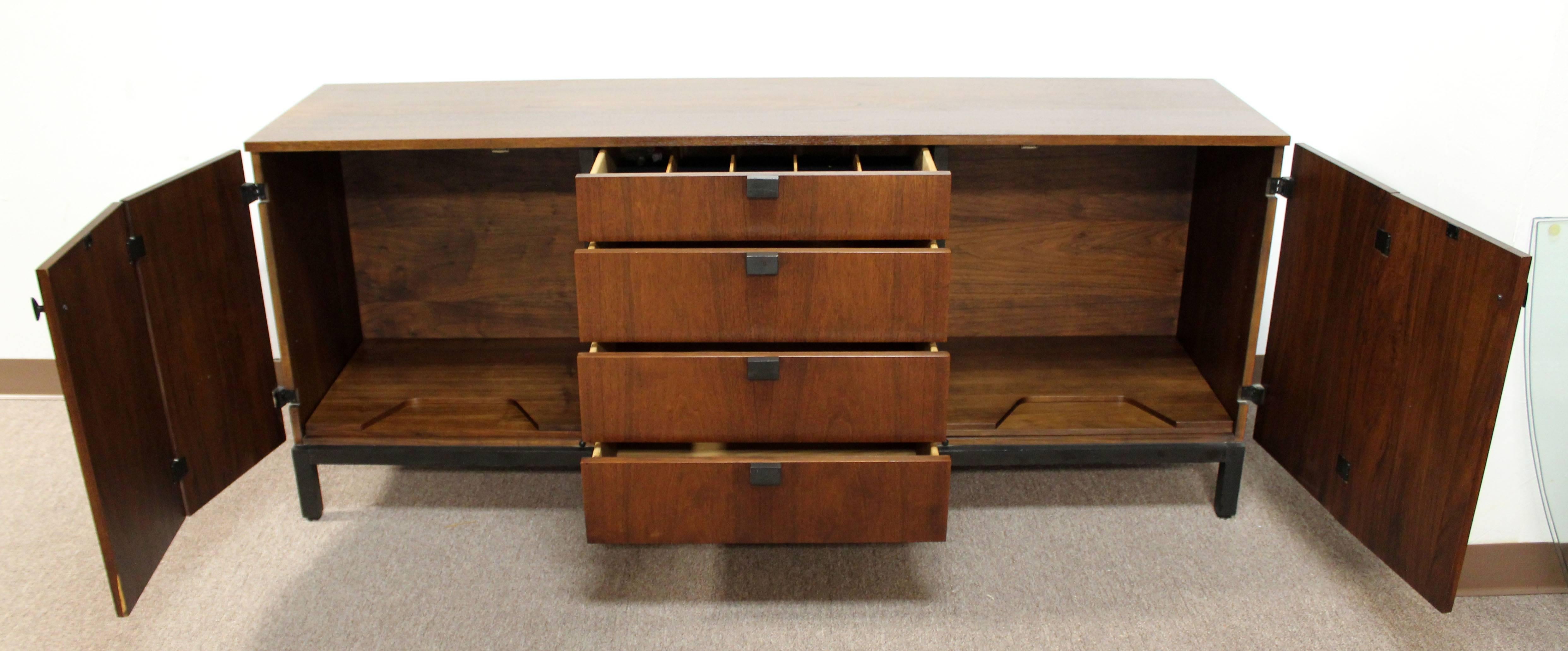 Mid-Century Modern Merton Gershun for Dillingham Walnut Credenza and Hutch, 60's 1