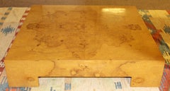 Table basse carrée en bois de ronce:: Milo Baughman:: 1970