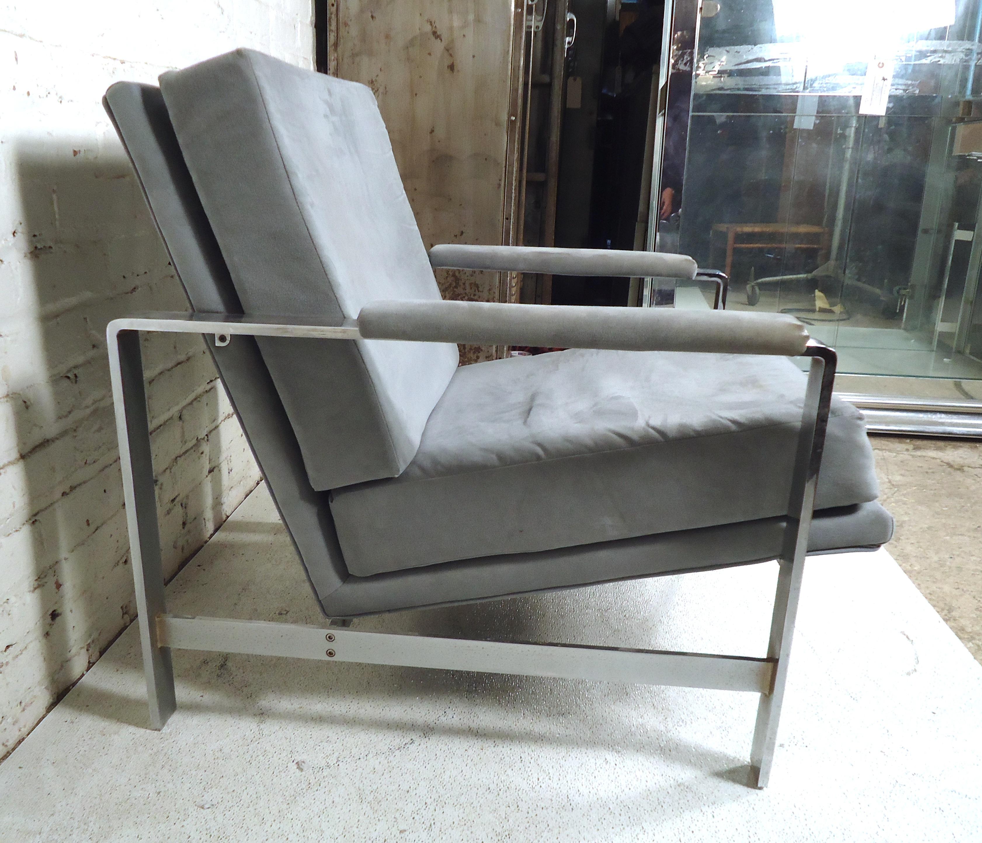 Mid-20th Century Mid-Century Modern Milo Baughman Lounge Chair