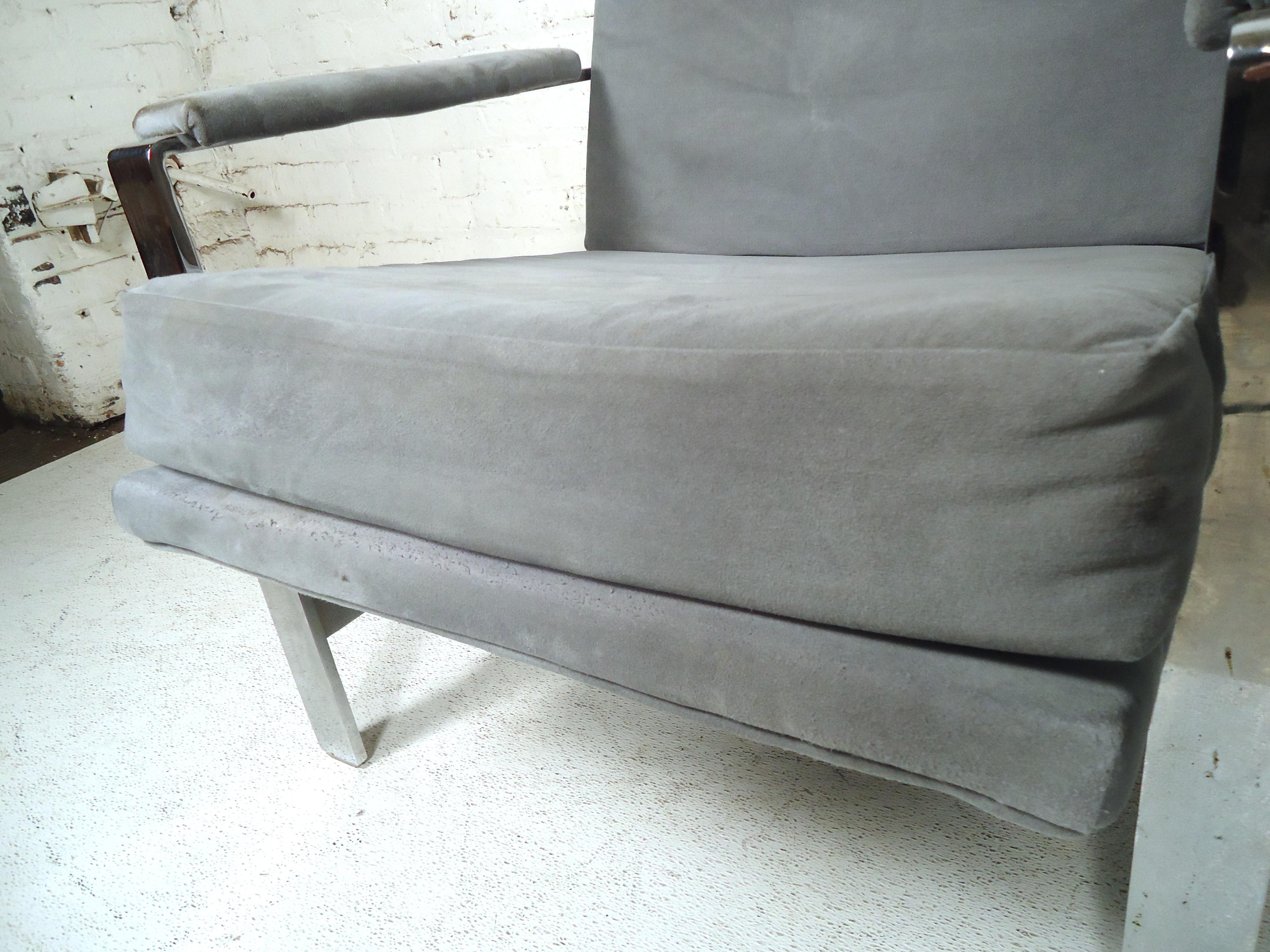 Mid-Century Modern Milo Baughman Lounge Chair 3