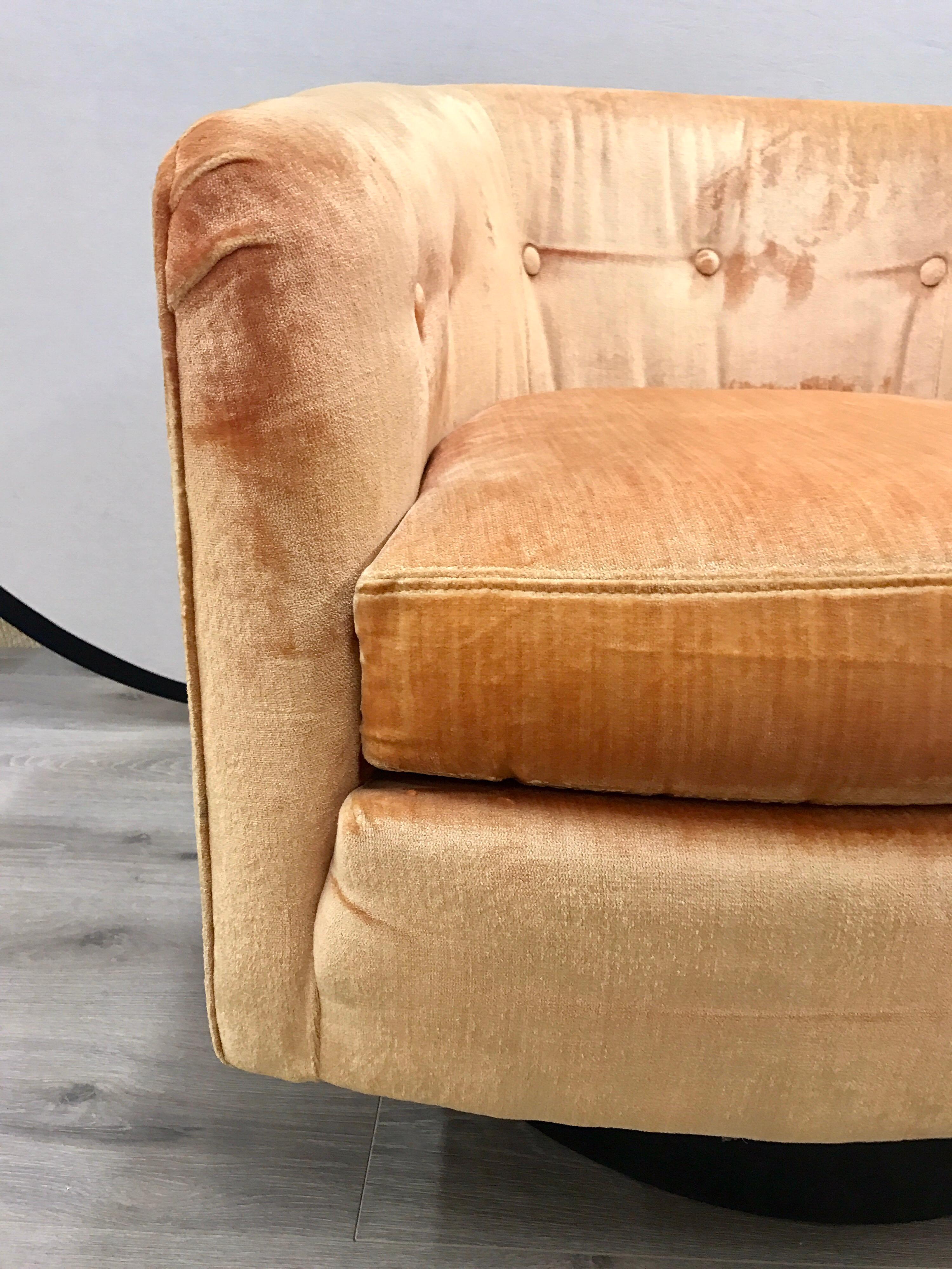 American Mid-Century Modern Milo Baughman Style Peach Velvet Swivel Barrel Back Chairs