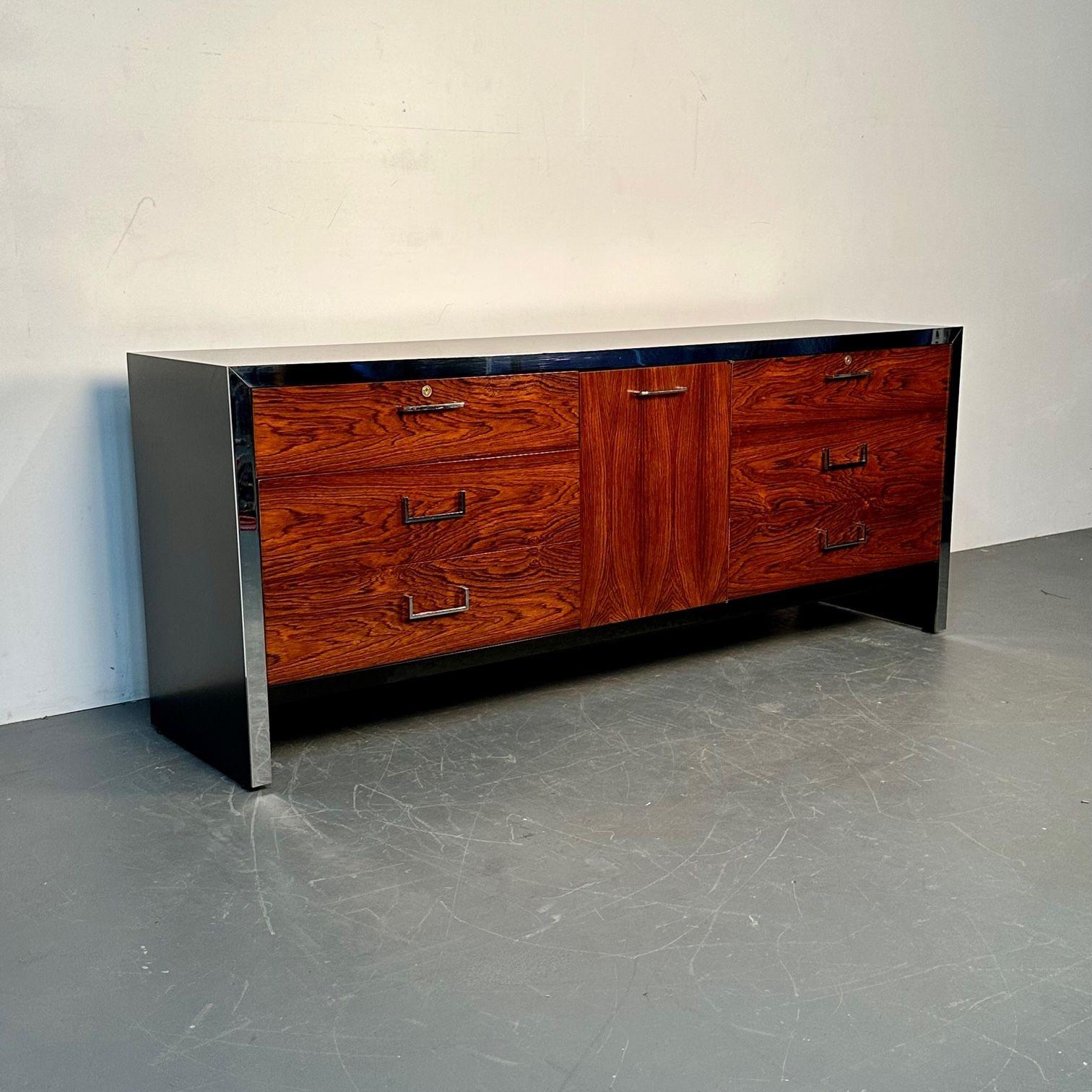 Milo Baughman, Mid-Century Modern Dresser, Rosewood, Chrome, John Stuart, 1960s For Sale 1
