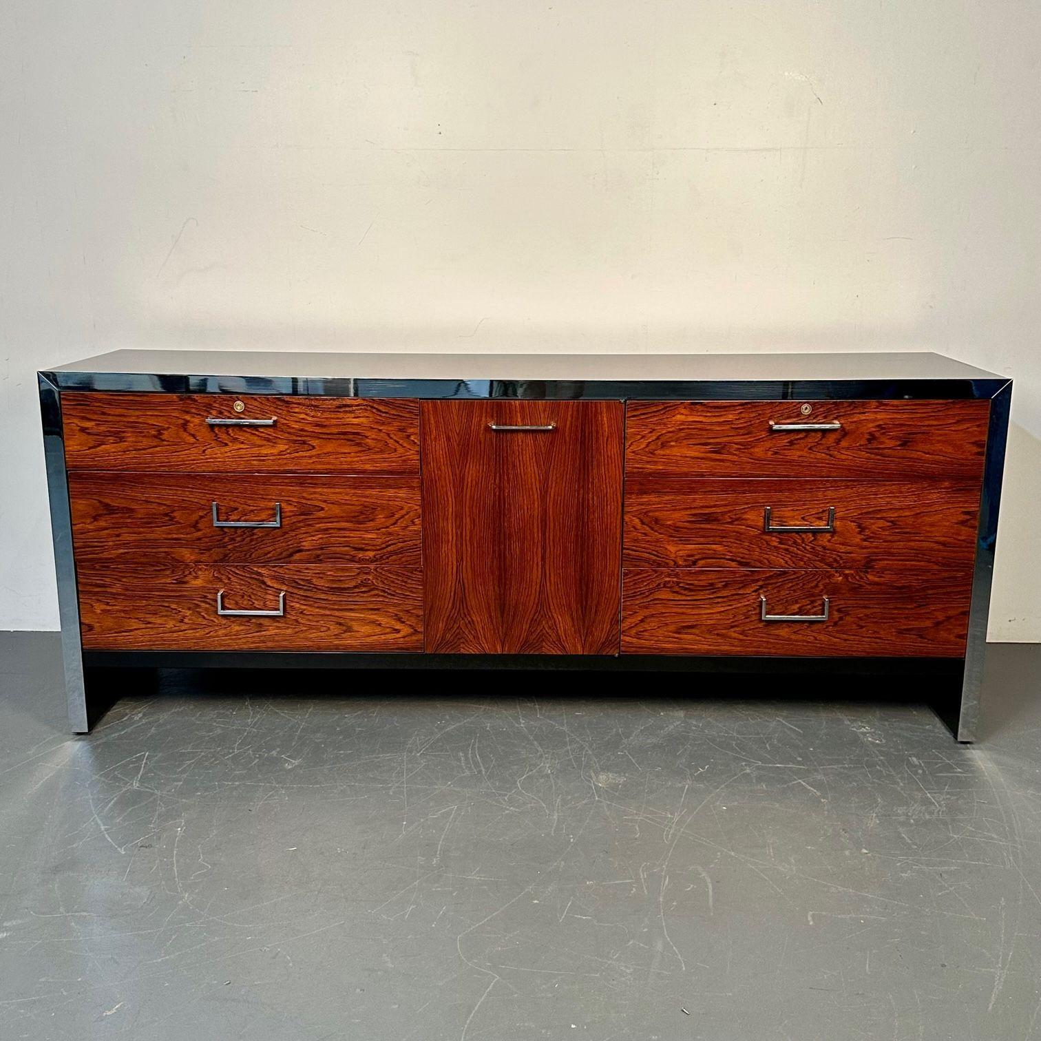 Milo Baughman, Mid-Century Modern Dresser, Rosewood, Chrome, John Stuart, 1960s For Sale 2