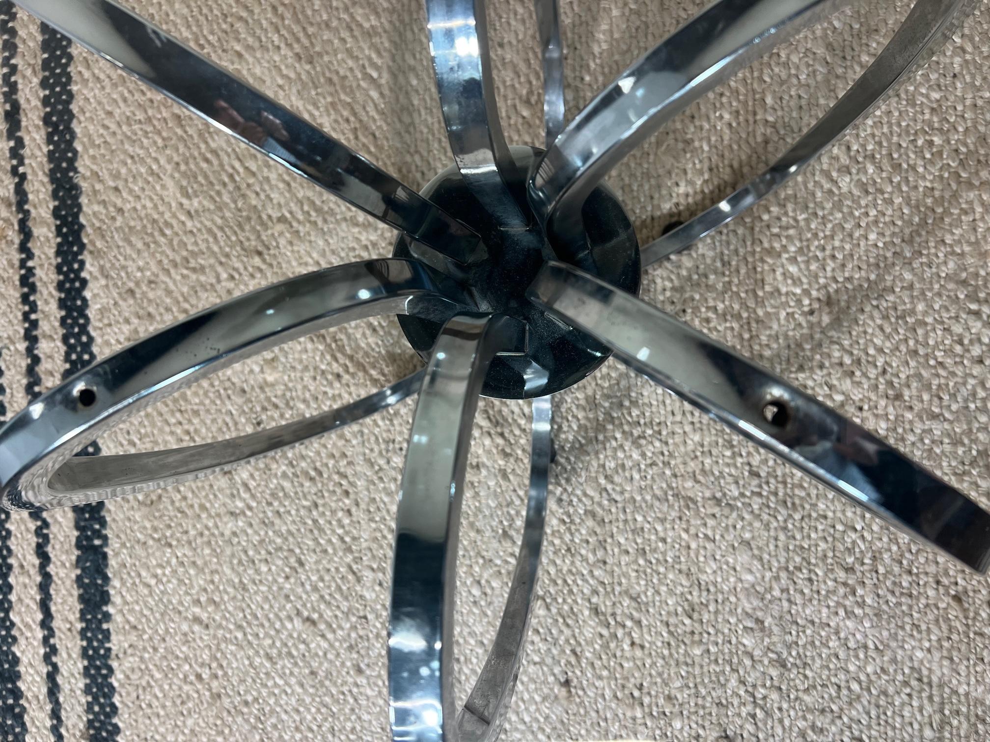 20th Century Mid Century Modern Milo Baughman Round Chrome And Glass Coffee Table For Sale