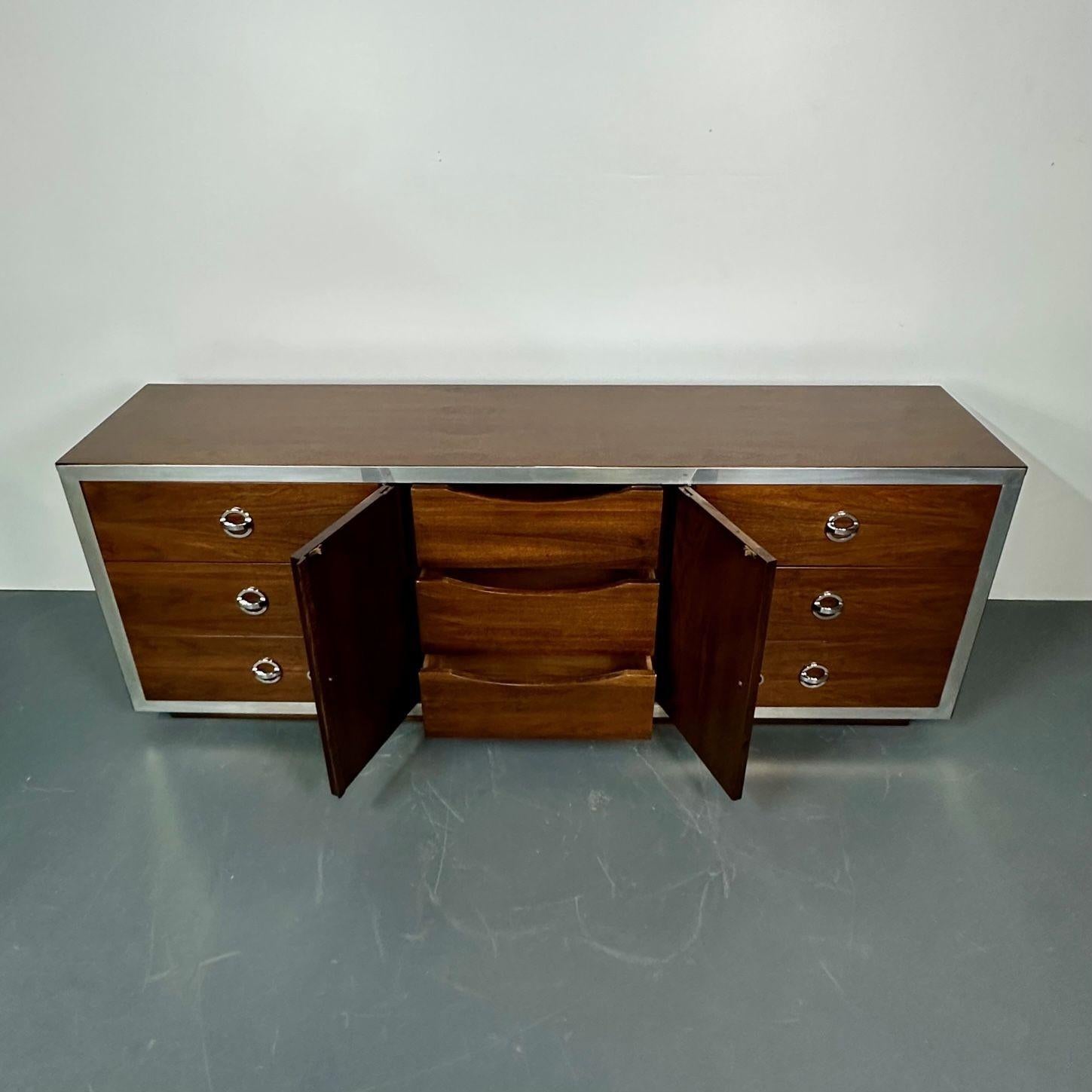 Mid-Century Modern Milo Baughman Sideboard / Dresser, Burlwood, Chrome For Sale 3